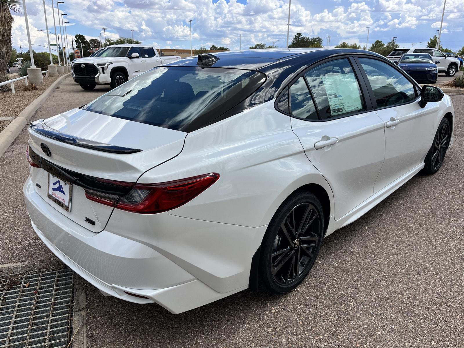 2025 Toyota Camry XSE photo 5