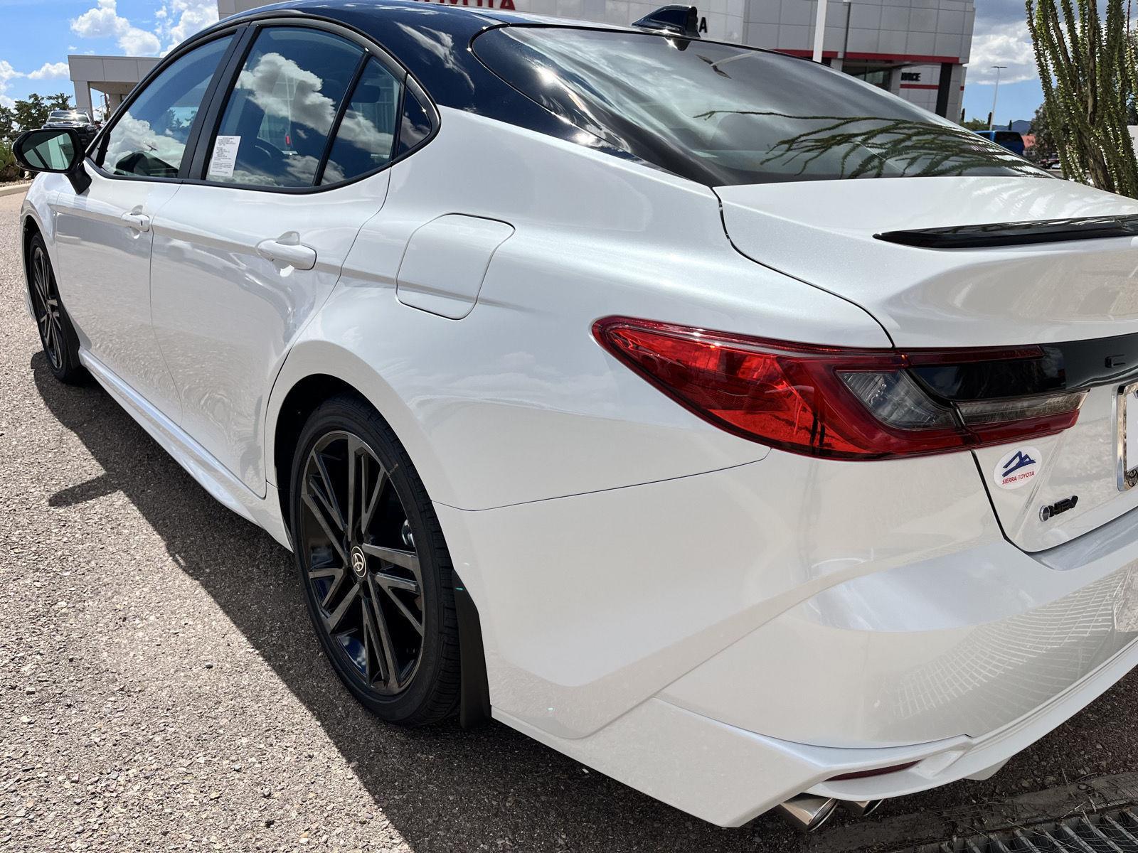 2025 Toyota Camry XSE photo 11