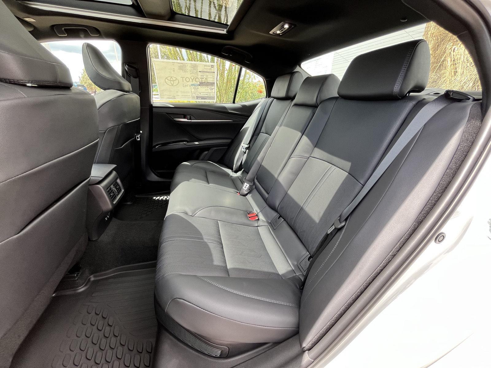 2025 Toyota Camry XSE photo 17