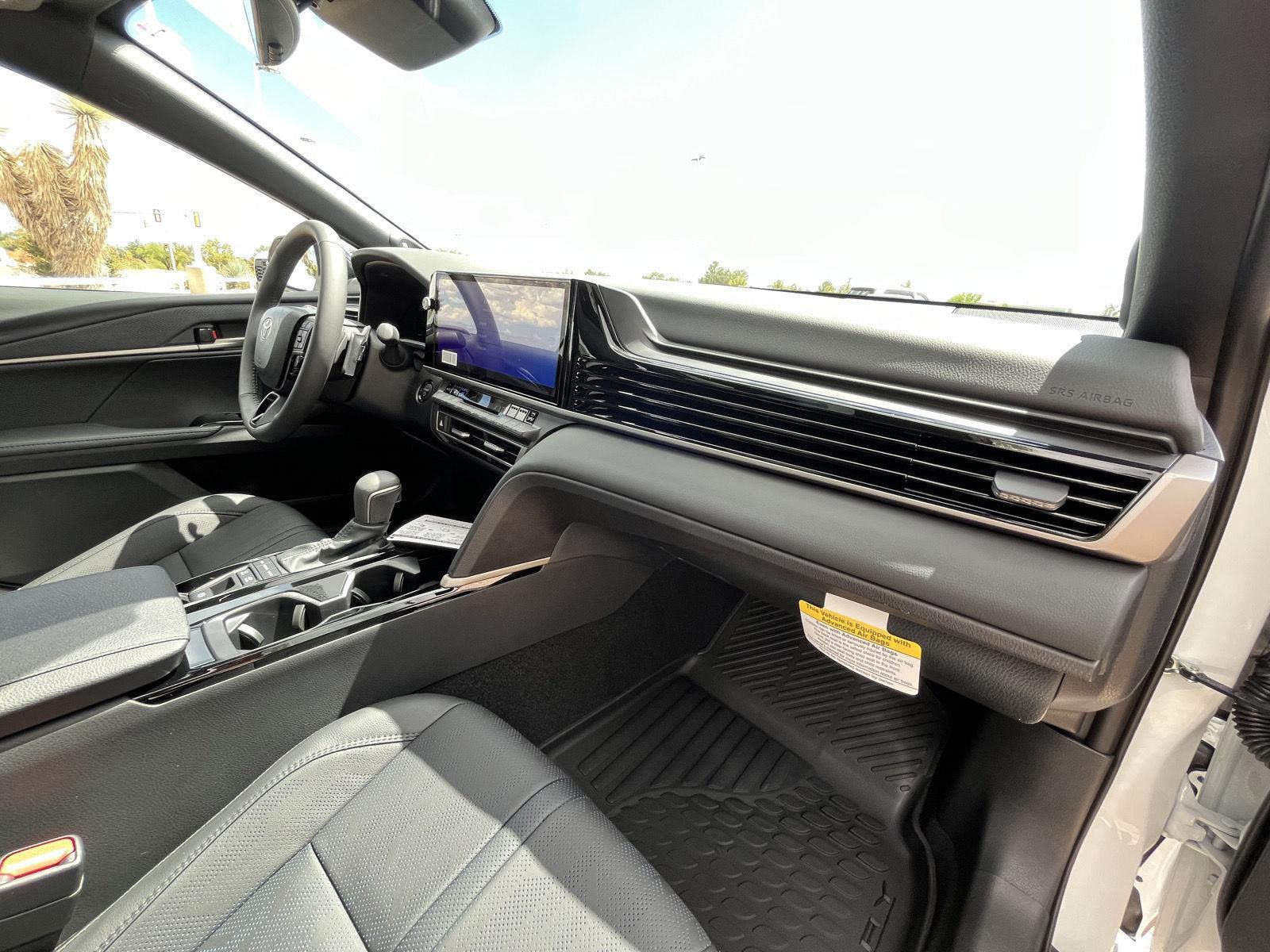 2025 Toyota Camry XSE photo 29