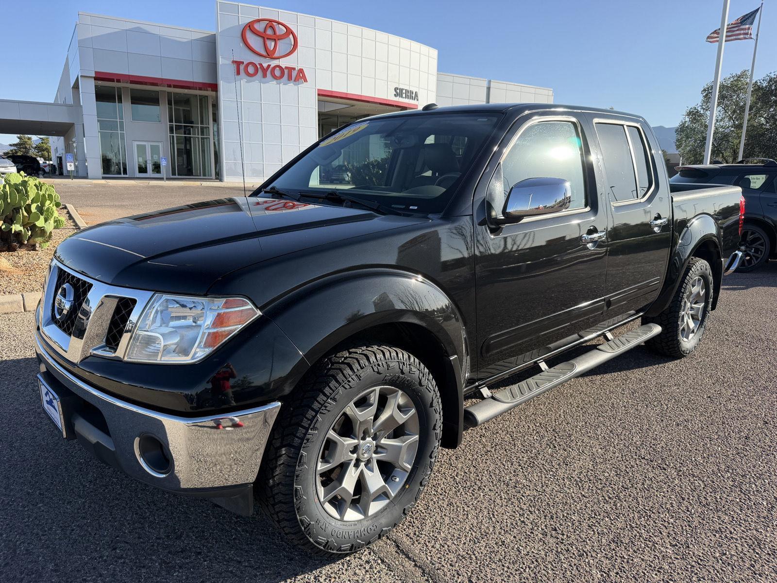 Gray (Magnetic Black Pearl) 2019 Nissan Frontier SL Crew Cab 4WD Pickup Truck Four-Wheel Drive Automatic