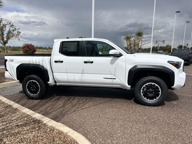 2025 Toyota Tacoma TRD Off-Road Double Cab photo 6