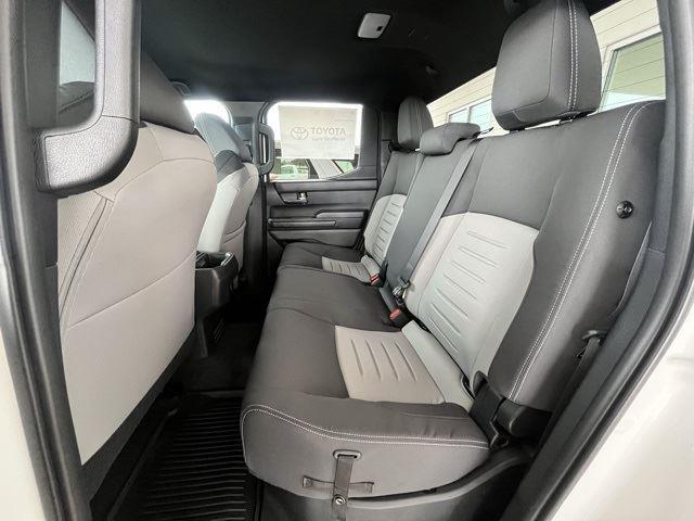 2025 Toyota Tacoma TRD Off-Road Double Cab photo 17