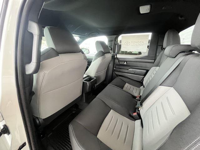 2025 Toyota Tacoma TRD Off-Road Double Cab photo 18