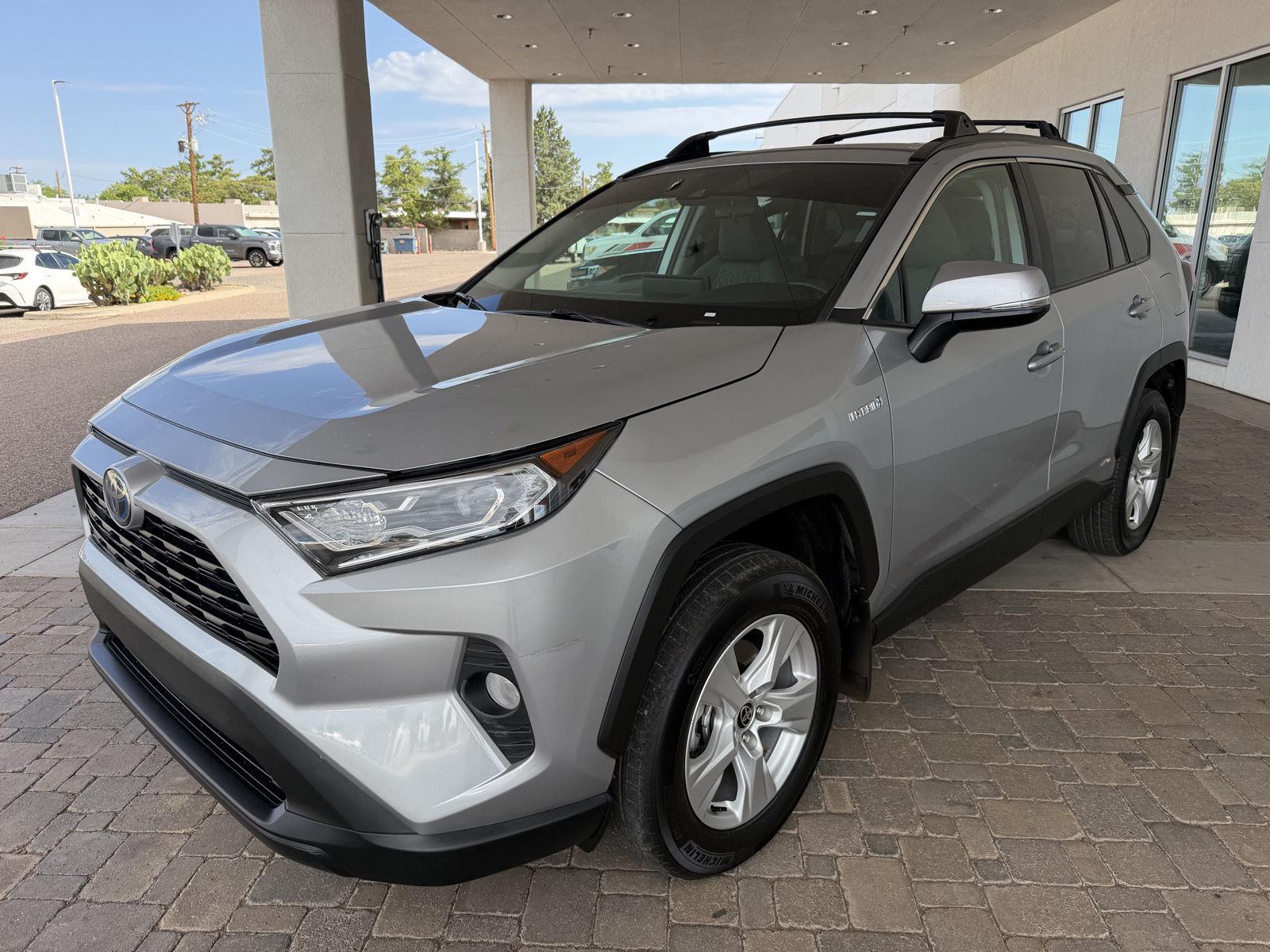2021 Toyota RAV4 Hybrid XLE AWD