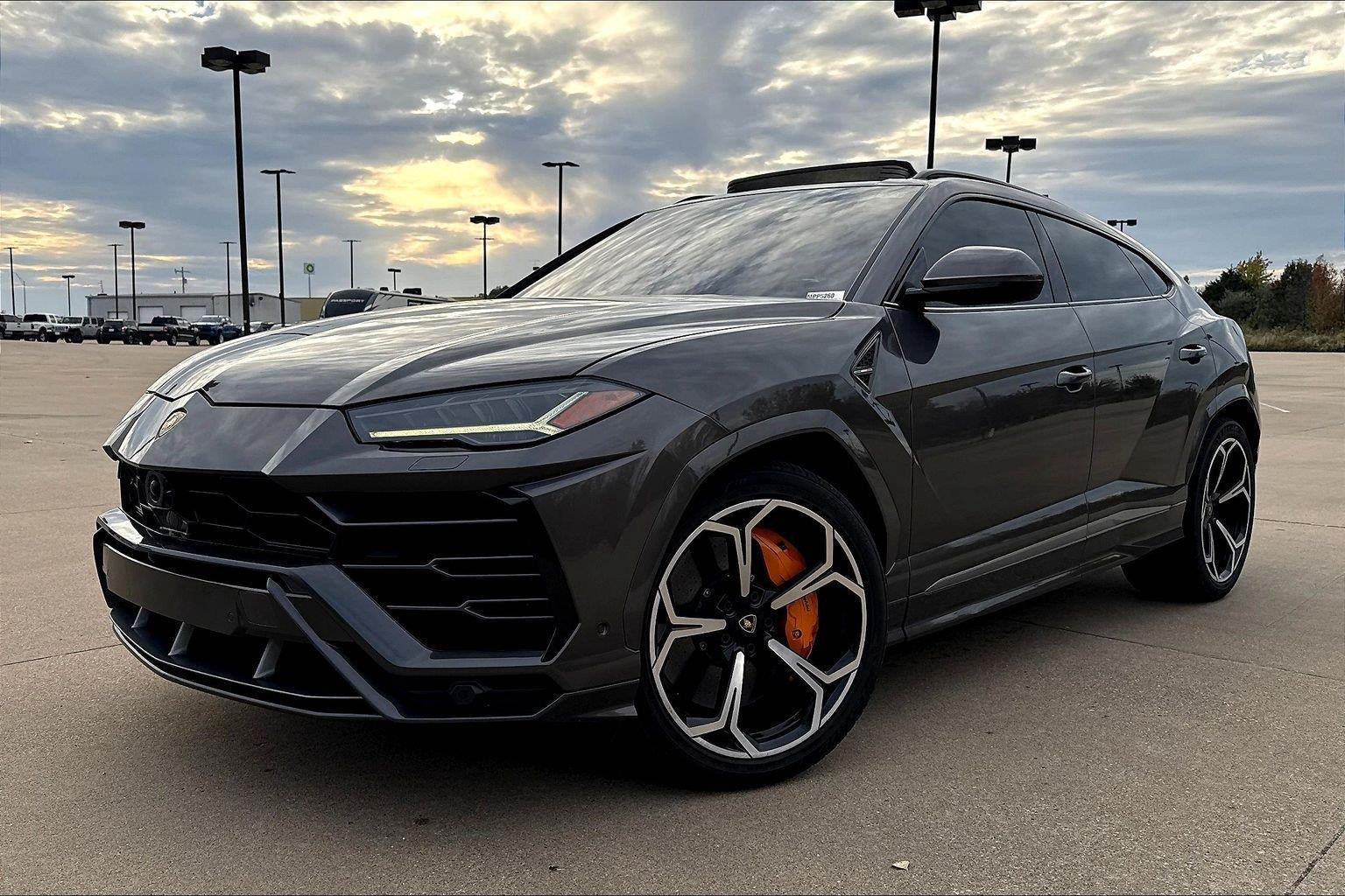 2021 Lamborghini Urus AWD