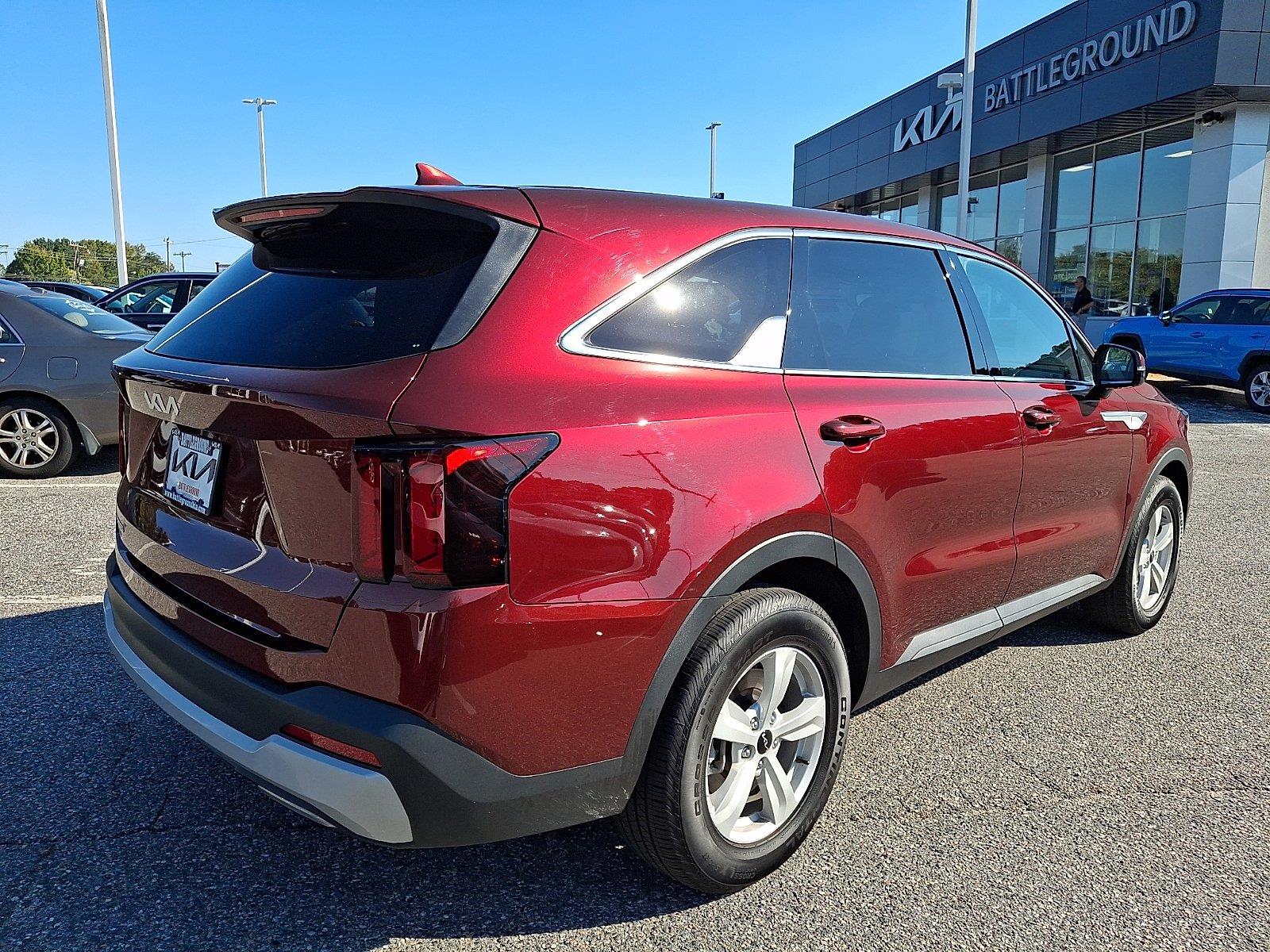 Used 2024 Kia Sorento SUV