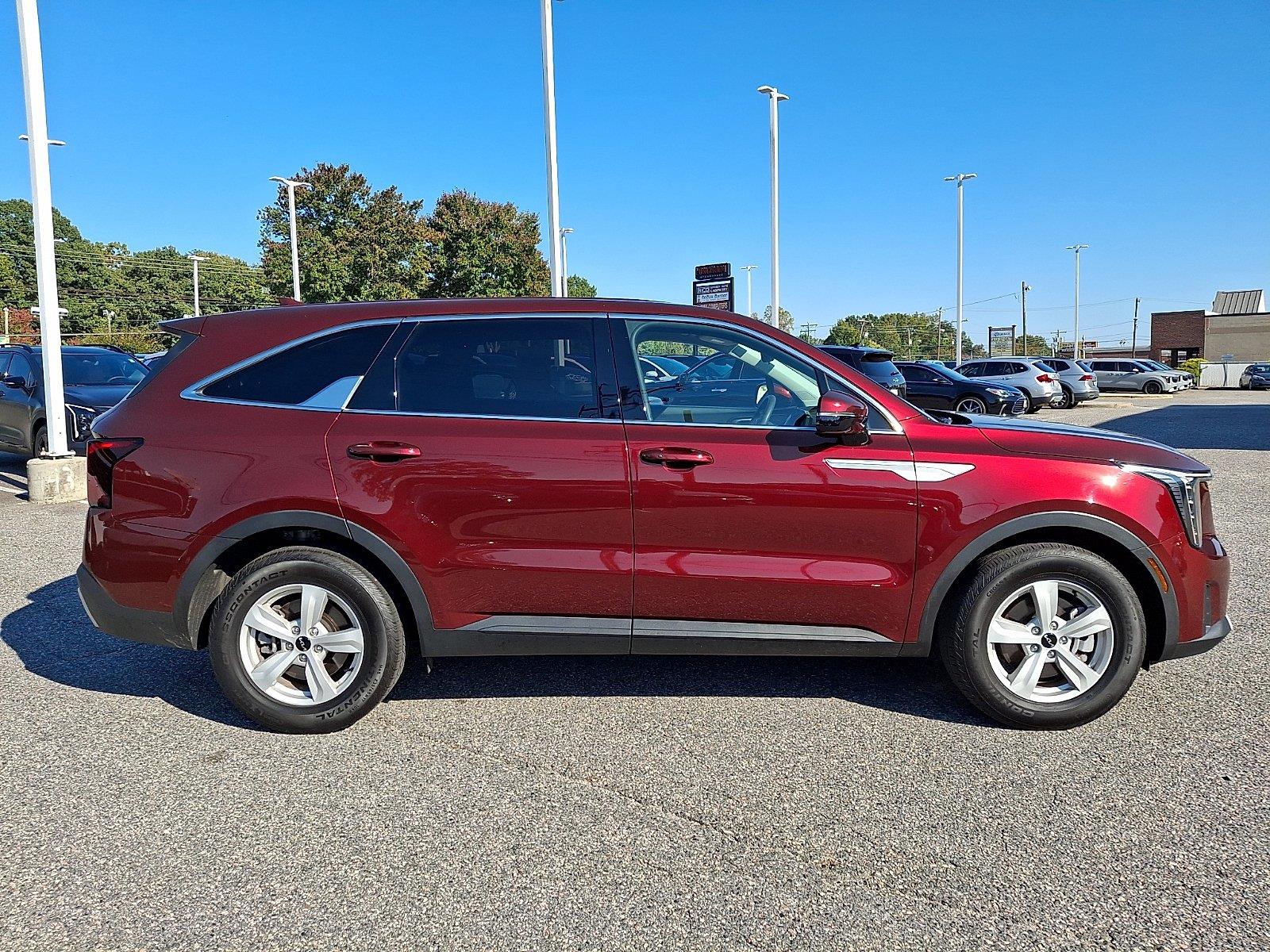 Used 2024 Kia Sorento SUV