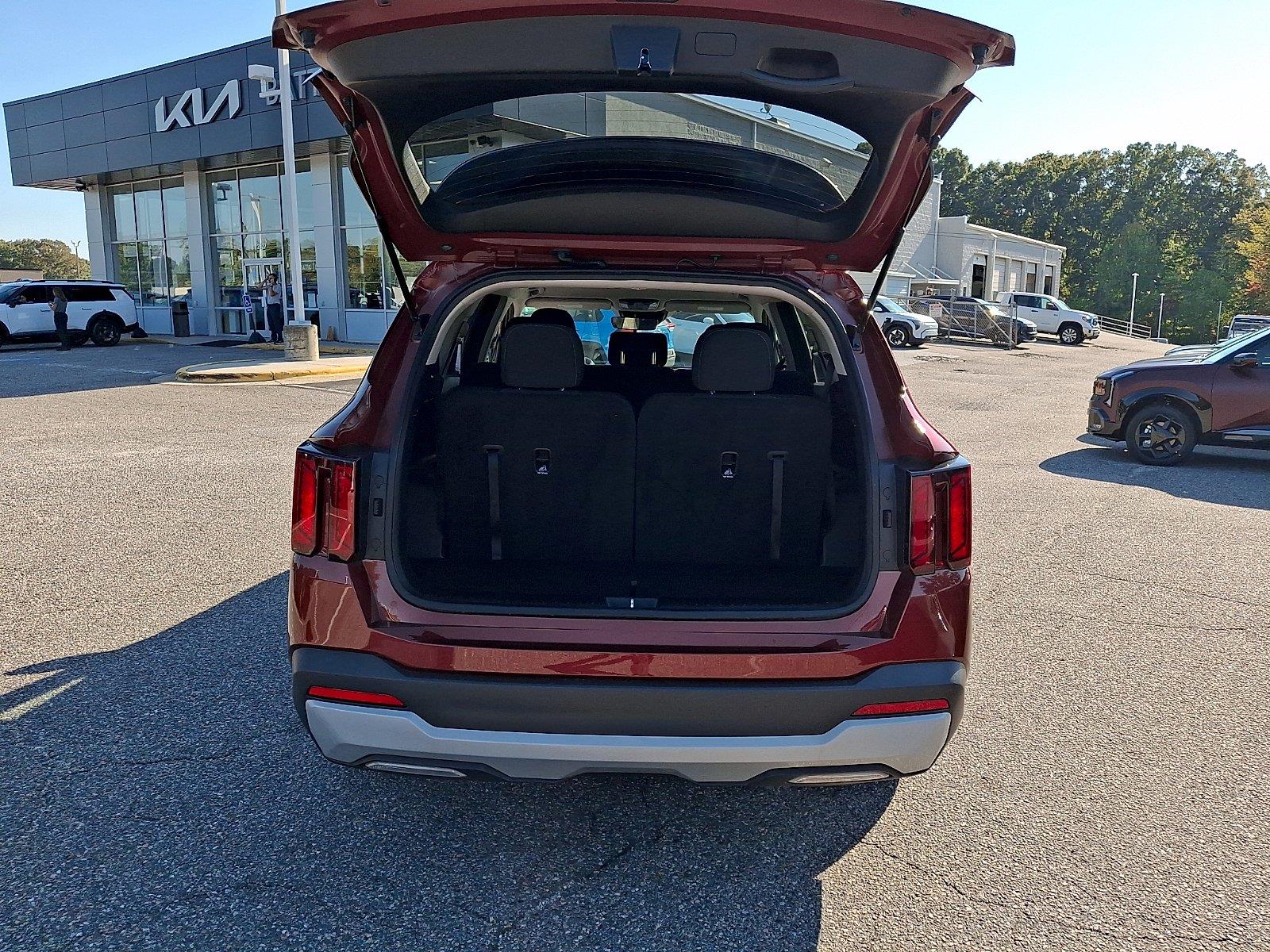 Used 2024 Kia Sorento SUV