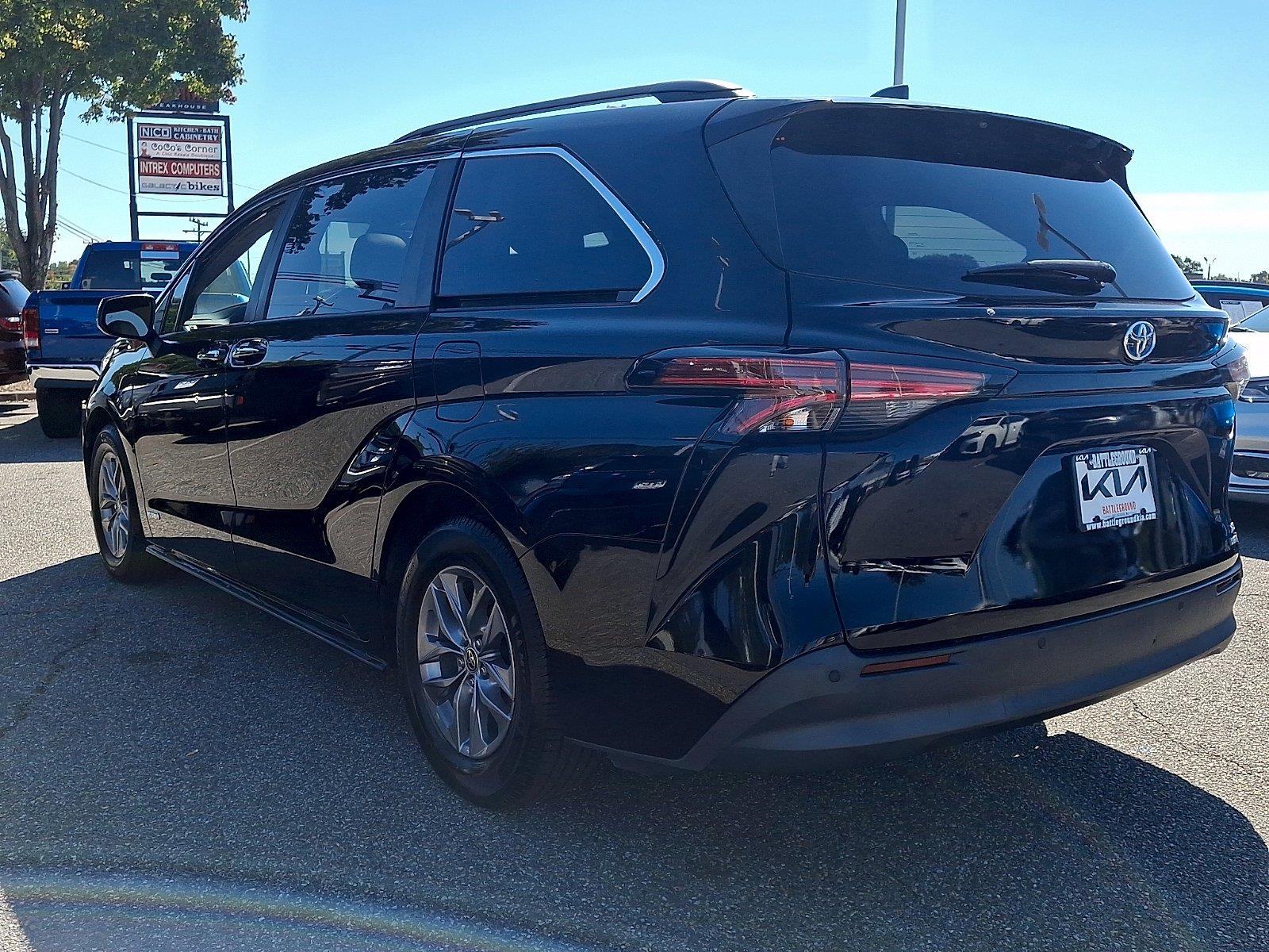 Used 2021 Toyota Sienna Van