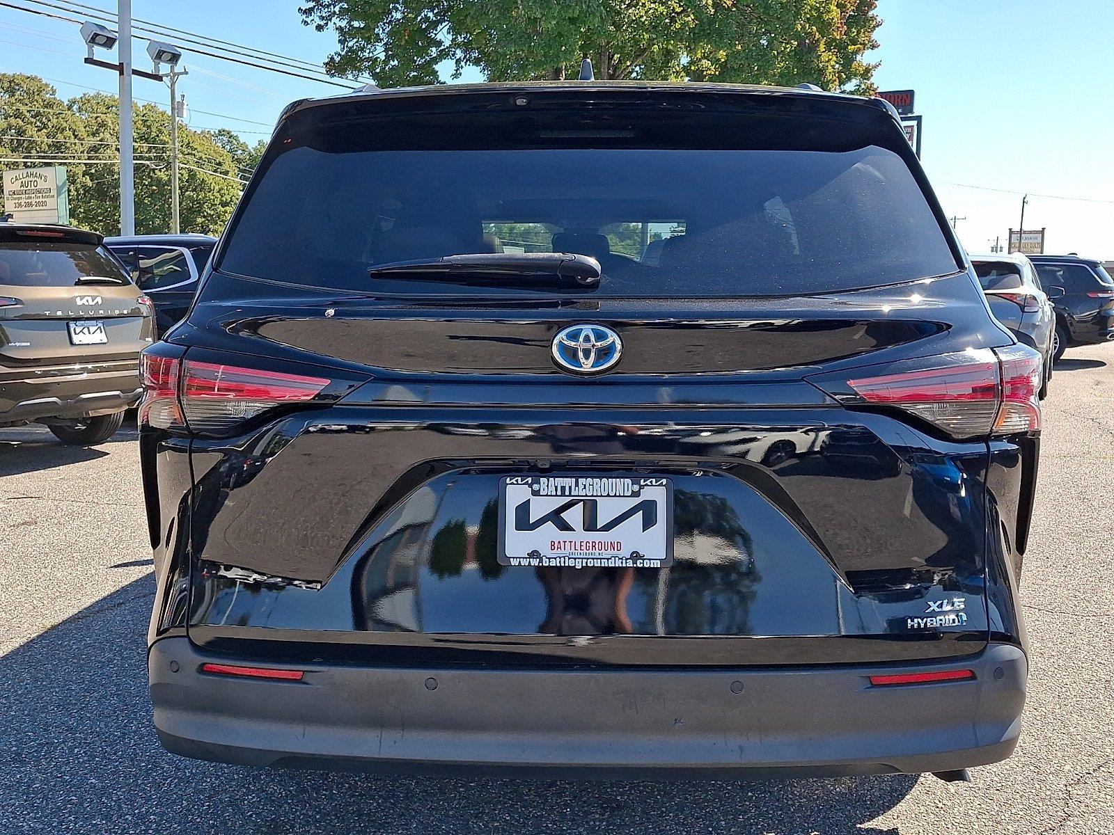 Used 2021 Toyota Sienna Van