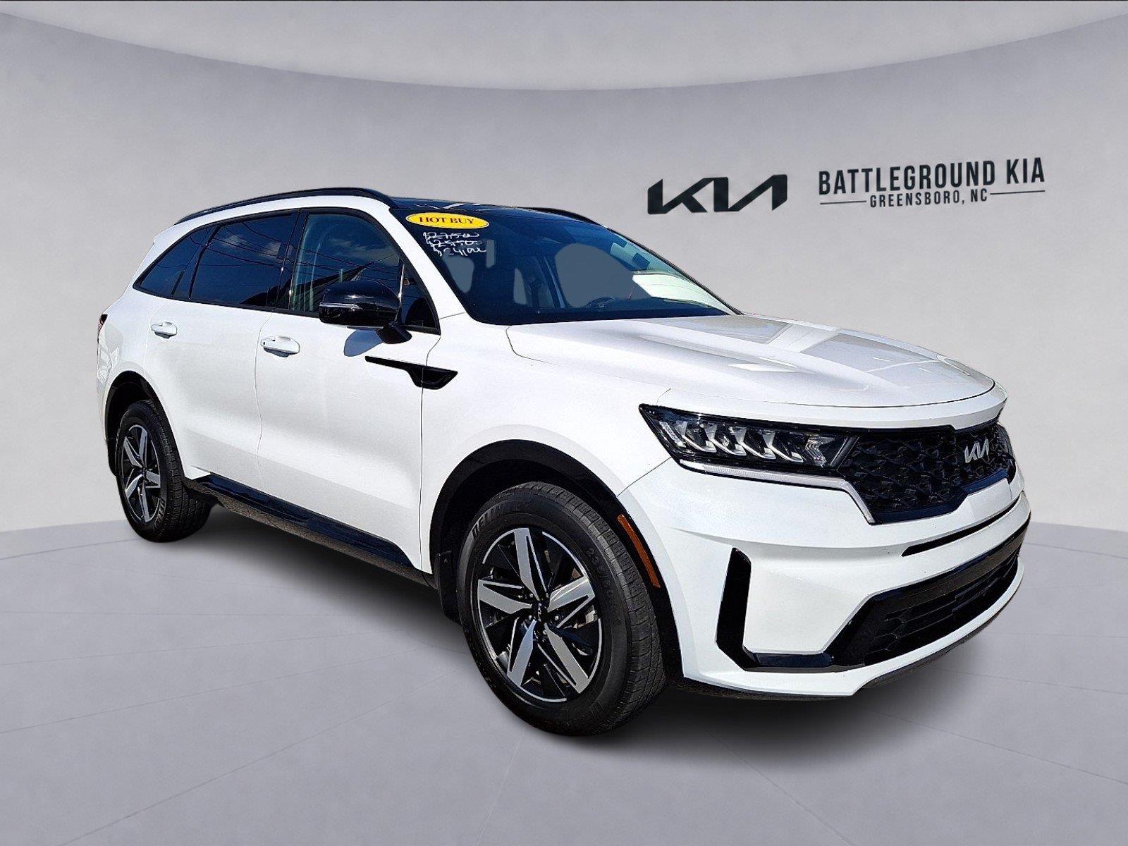 Glacial White Pearl 2023 Kia Sorento SUV / Crossover Front-Wheel Drive Automatic