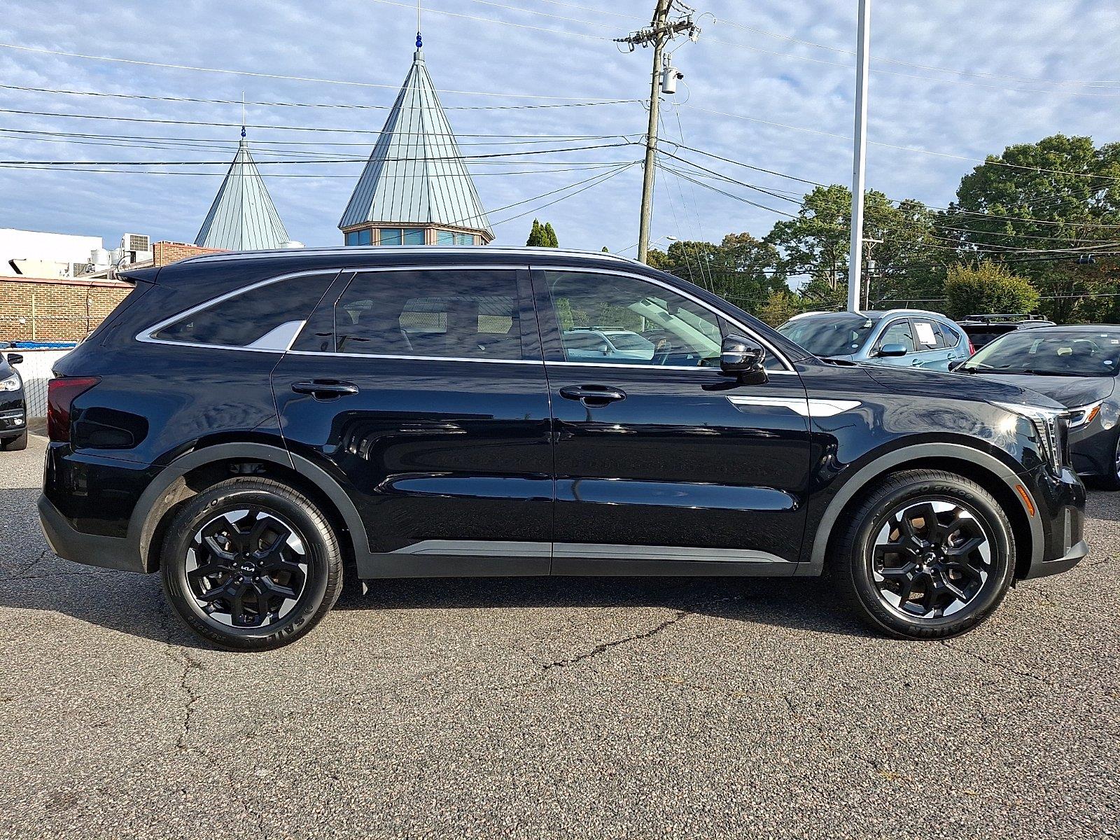 Used 2025 Kia Sorento SUV