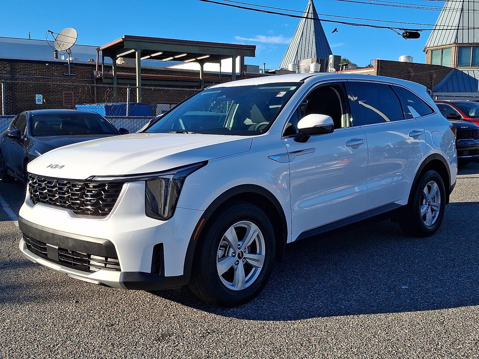 Used 2025 Kia Sorento SUV