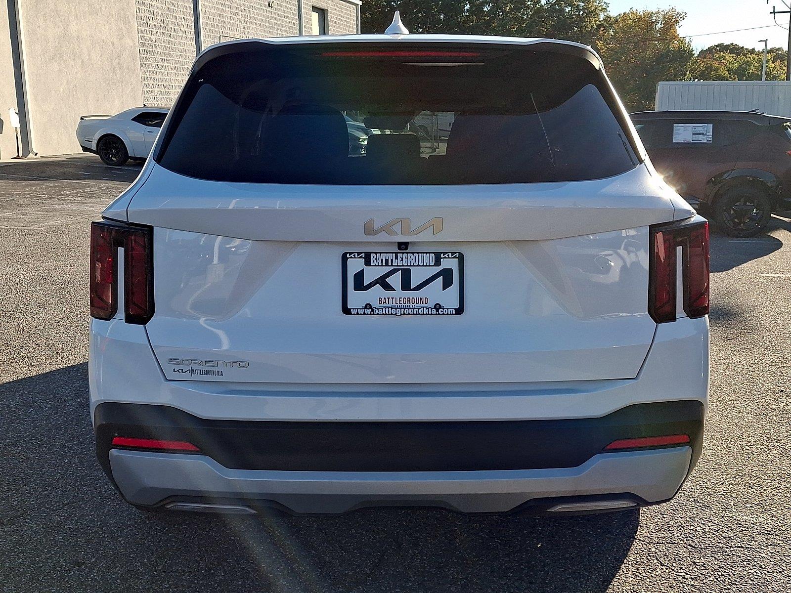 Used 2025 Kia Sorento SUV