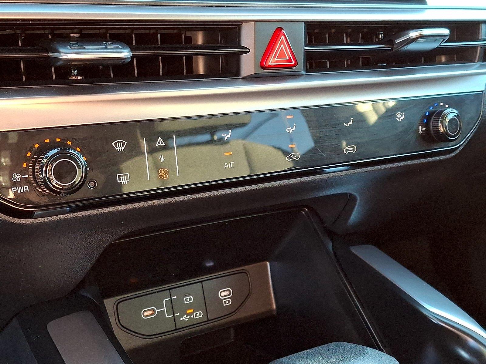 Used 2025 Kia Sorento SUV