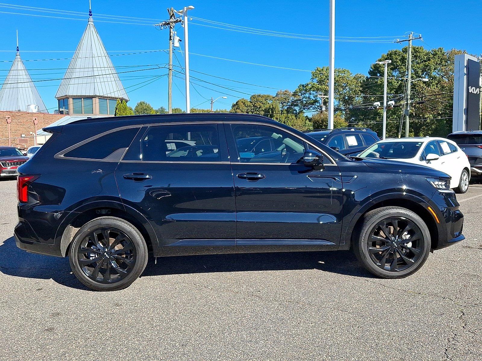 Used 2023 Kia Sorento SUV