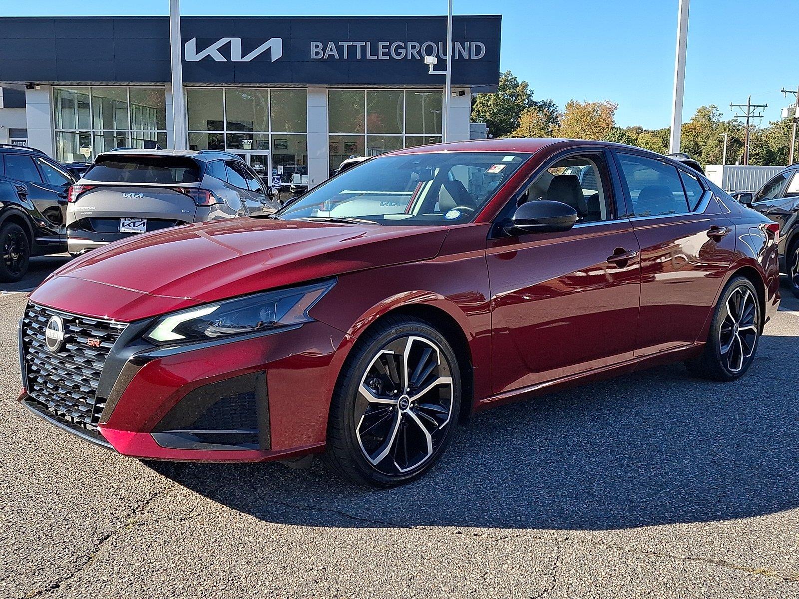 Used 2025 Nissan Altima Sedan