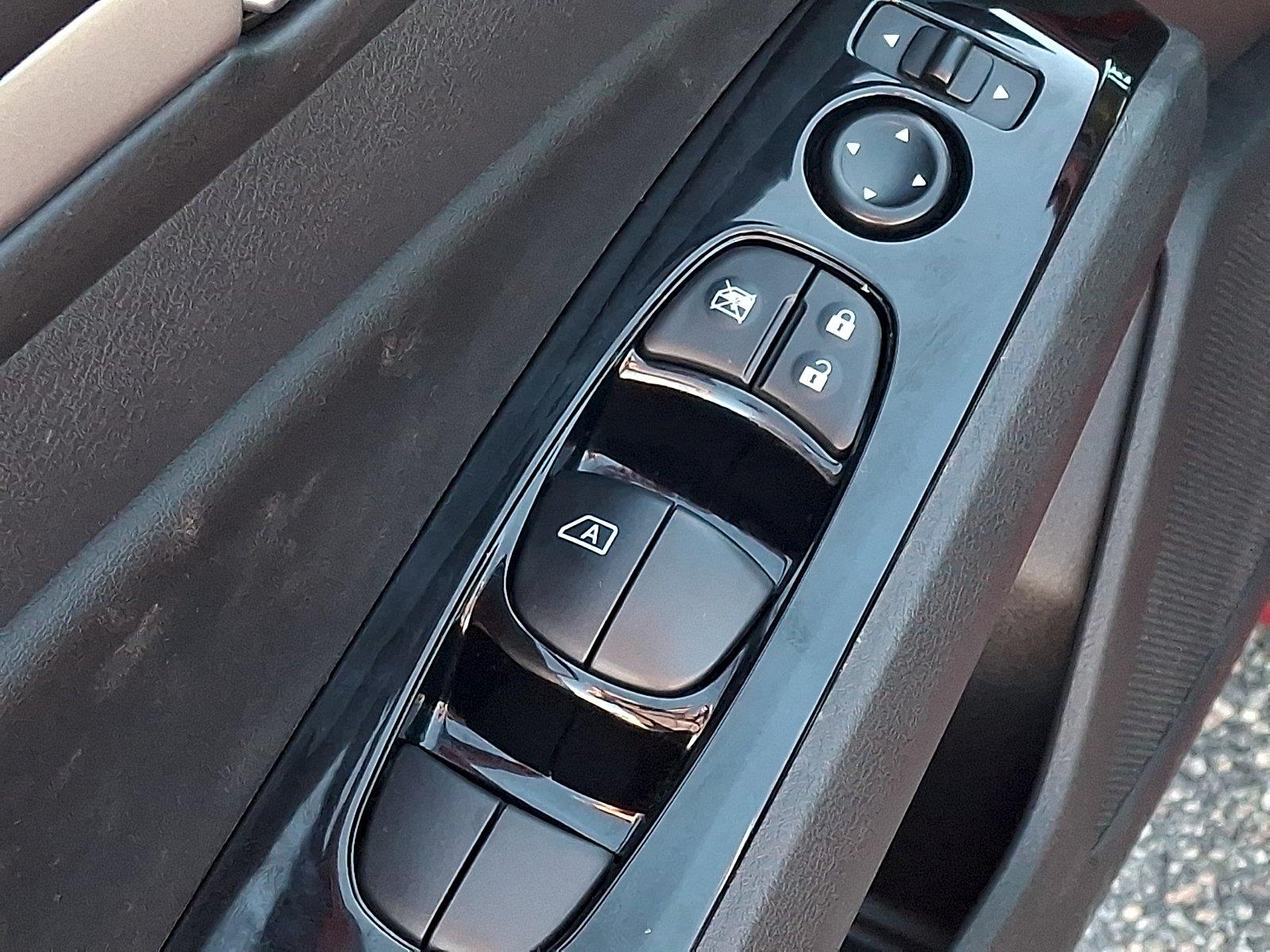 Used 2025 Nissan Altima Sedan