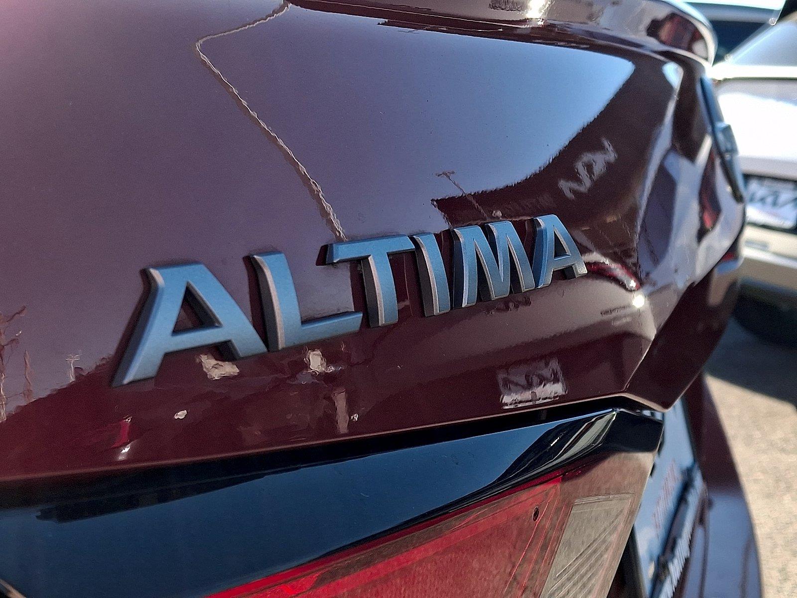 Used 2025 Nissan Altima Sedan