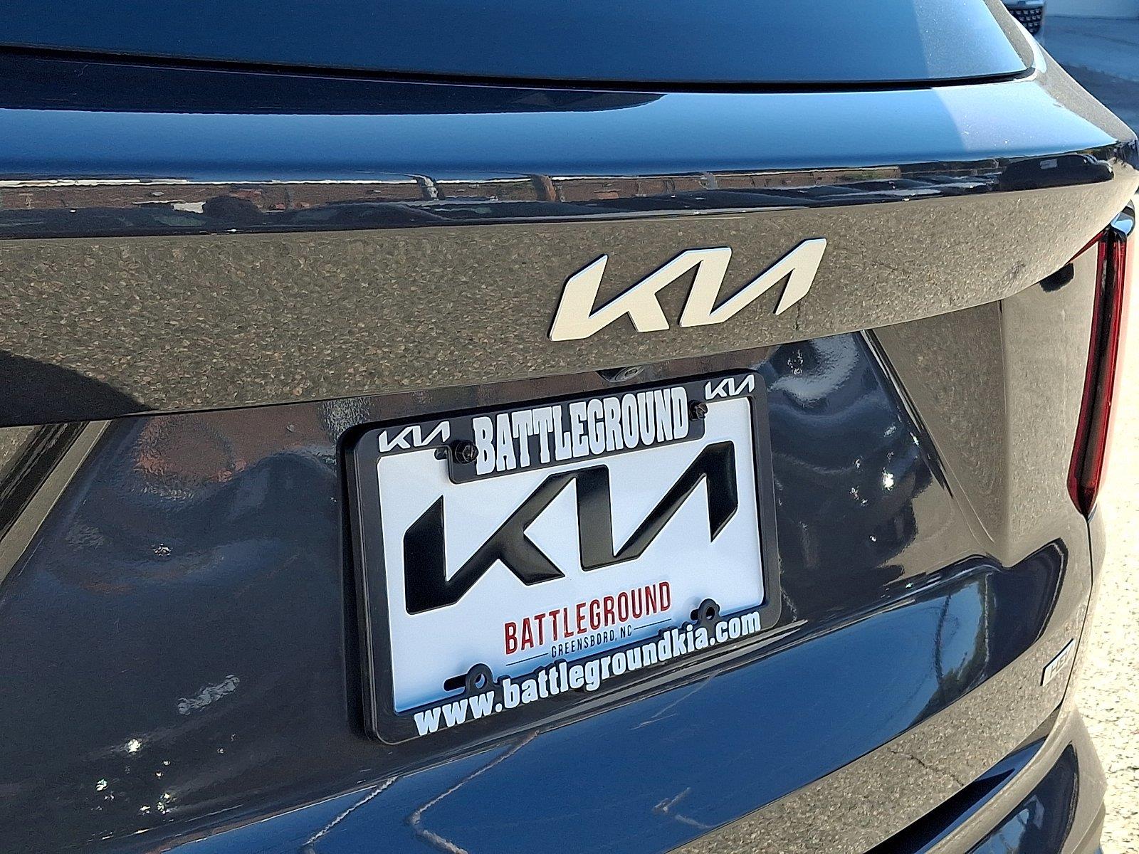Used 2023 Kia Sorento Hybrid SUV