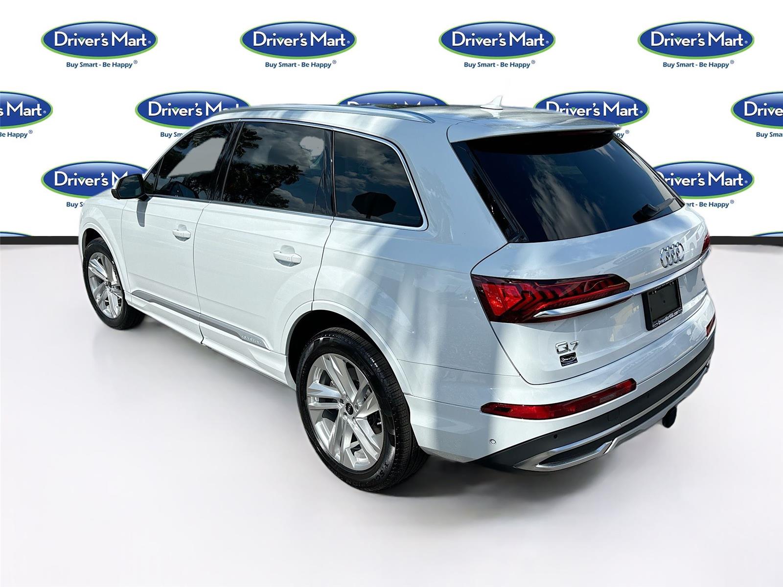 2023 Audi Q7 Premium Plus