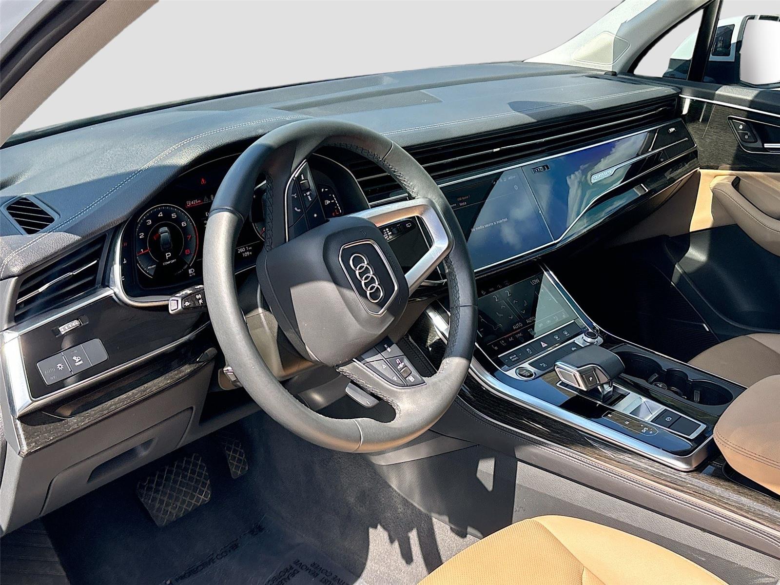2023 Audi Q7 Premium Plus