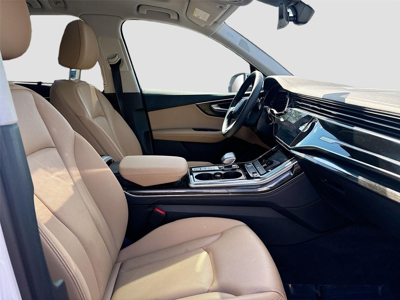 2023 Audi Q7 Premium Plus