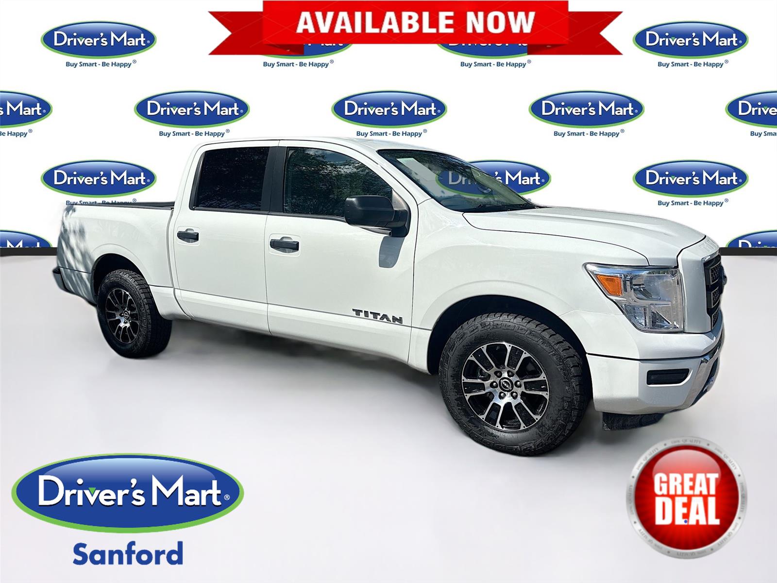 2023 Nissan Titan SV