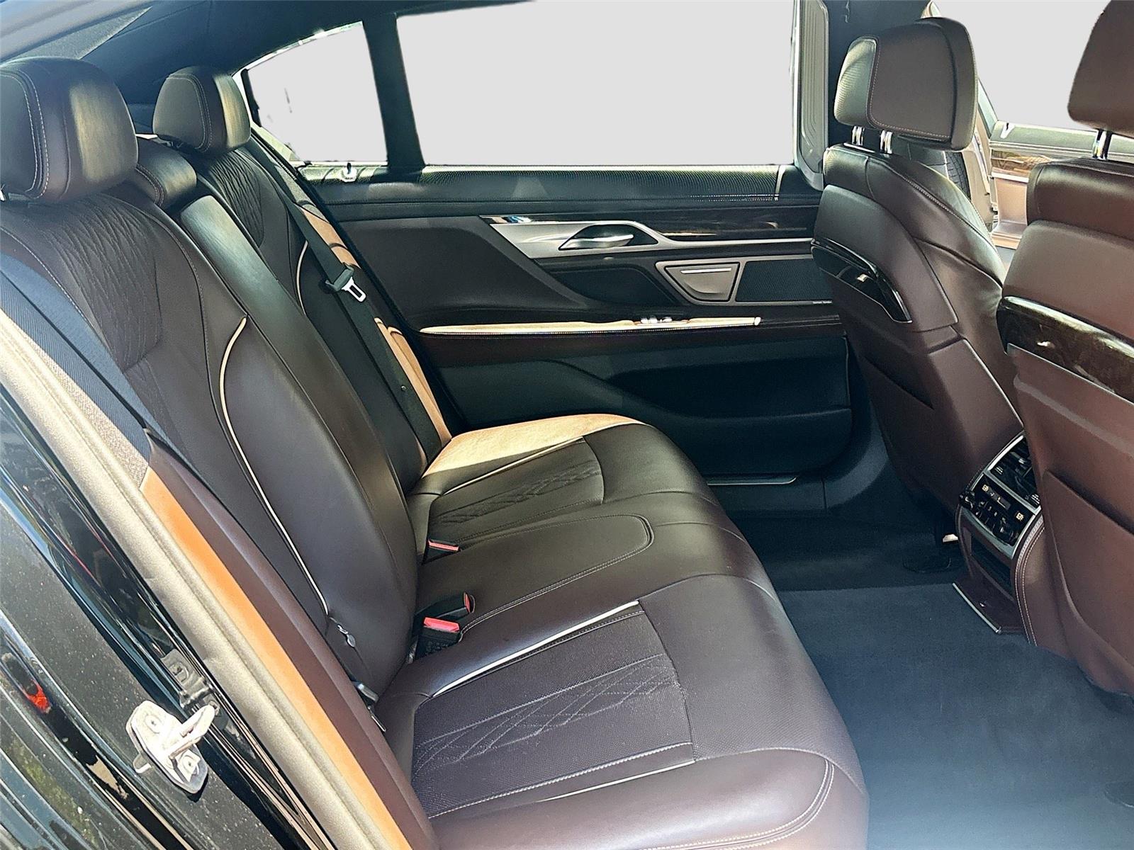 2021 BMW 7 Series 750i xDrive
