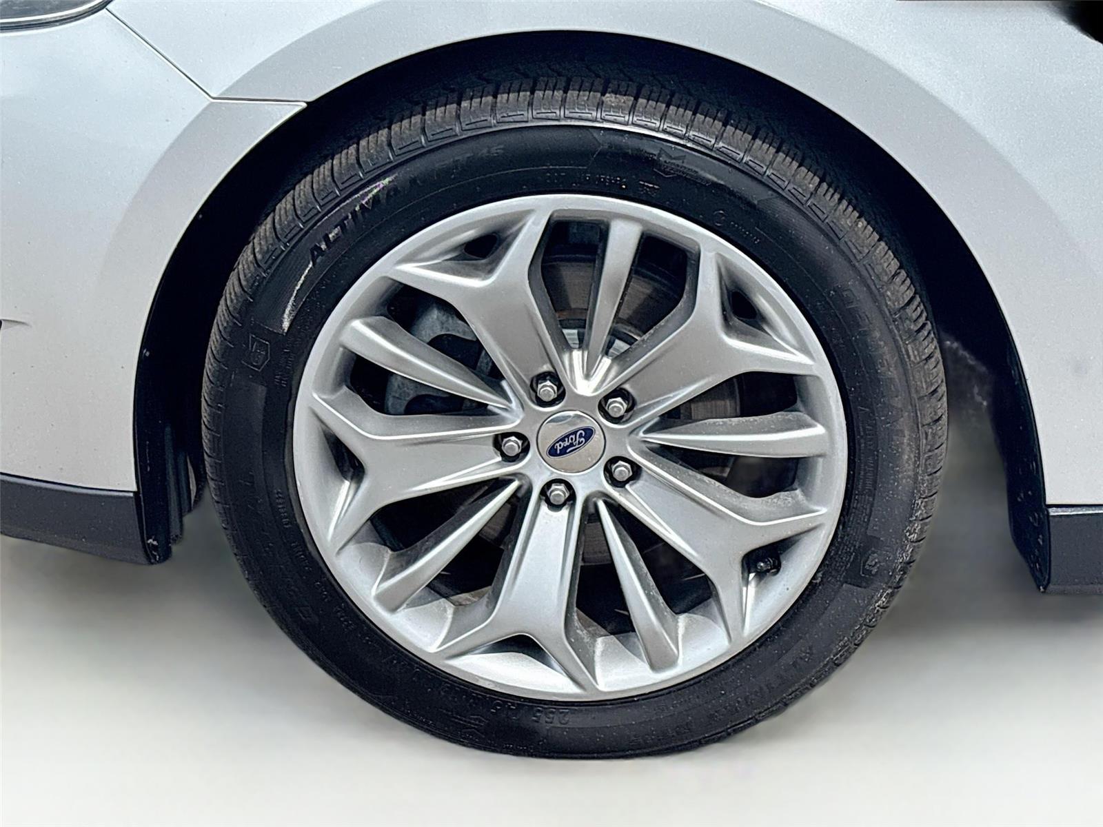 2017 Ford Taurus Limited