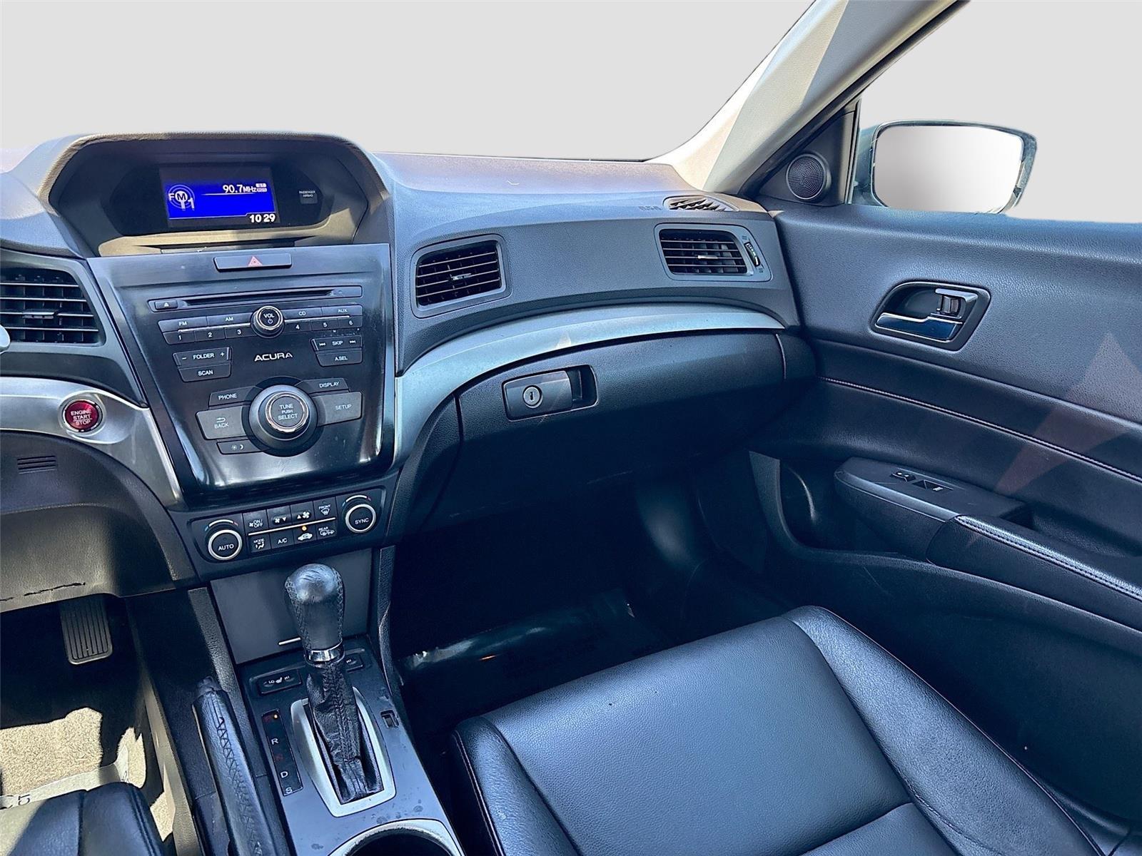 2018 Acura ILX