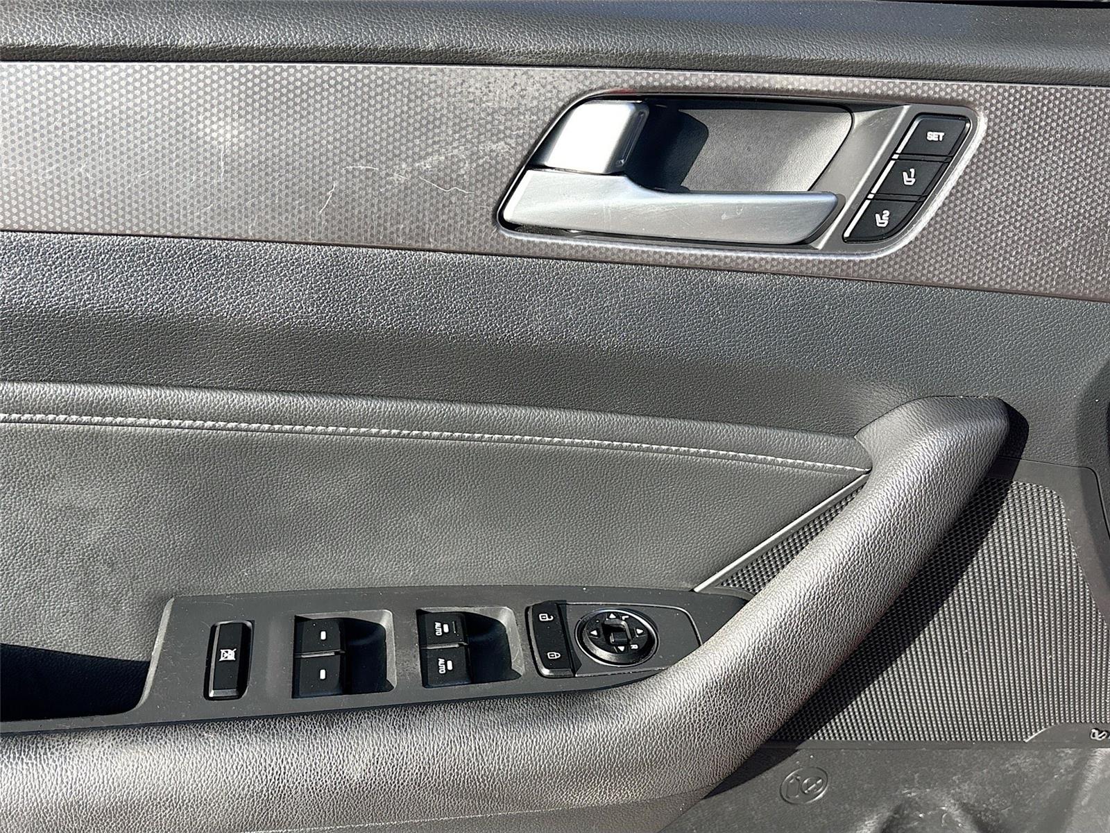 2015 Hyundai Sonata 2.0T Limited