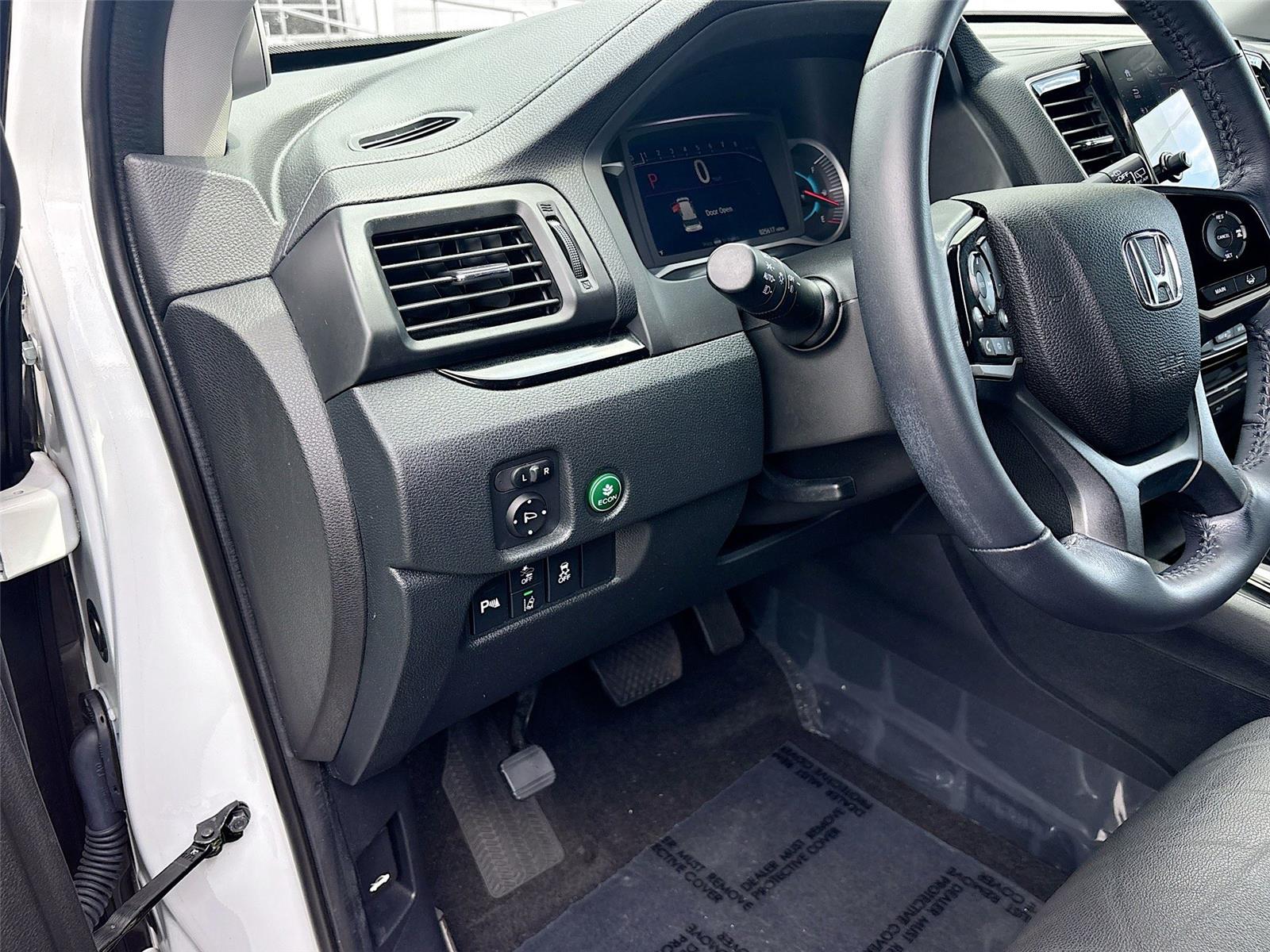 2022 Honda Pilot Touring 7-Passenger