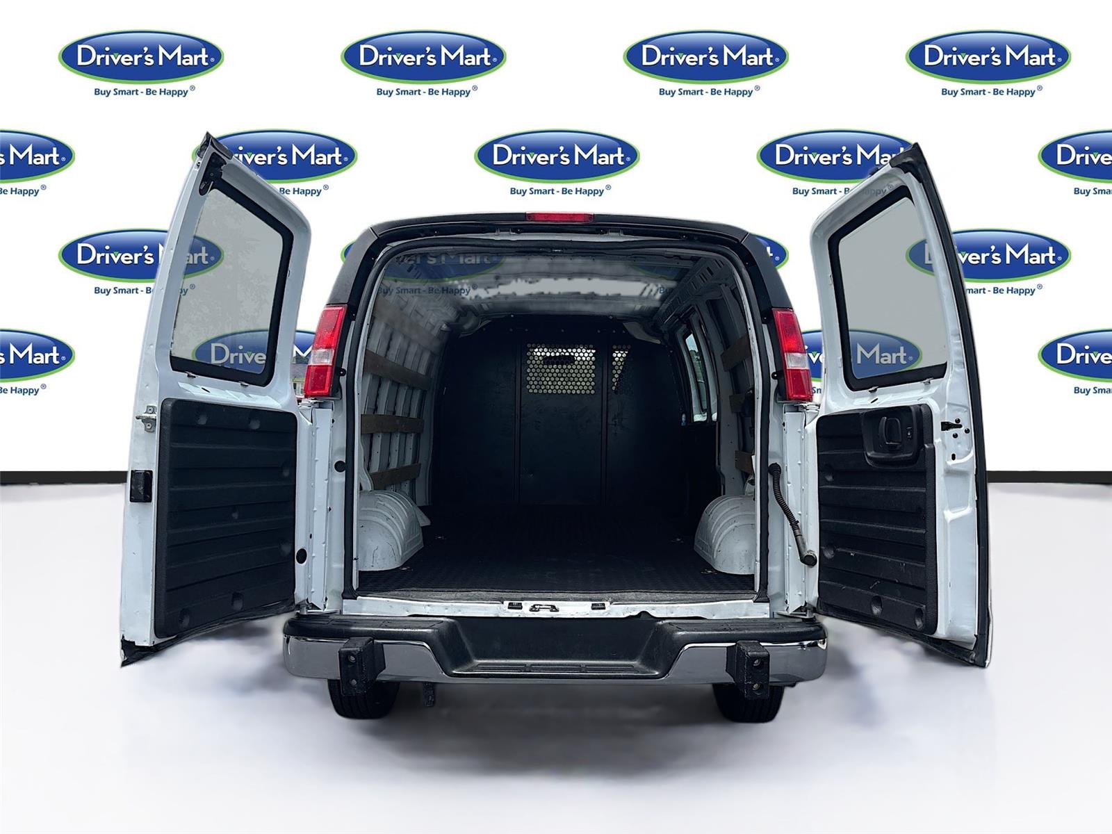 2023 Chevrolet Express Cargo Van