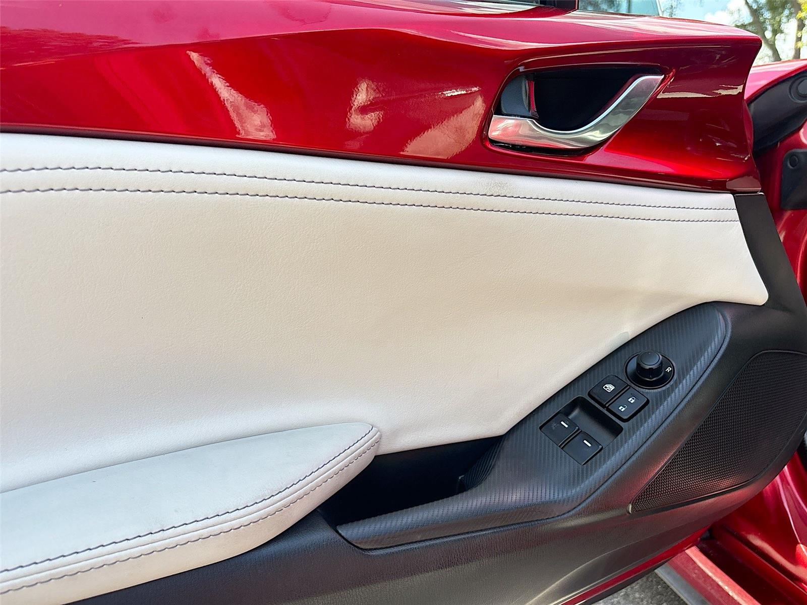 2021 Mazda MX-5 Miata RF Grand Touring