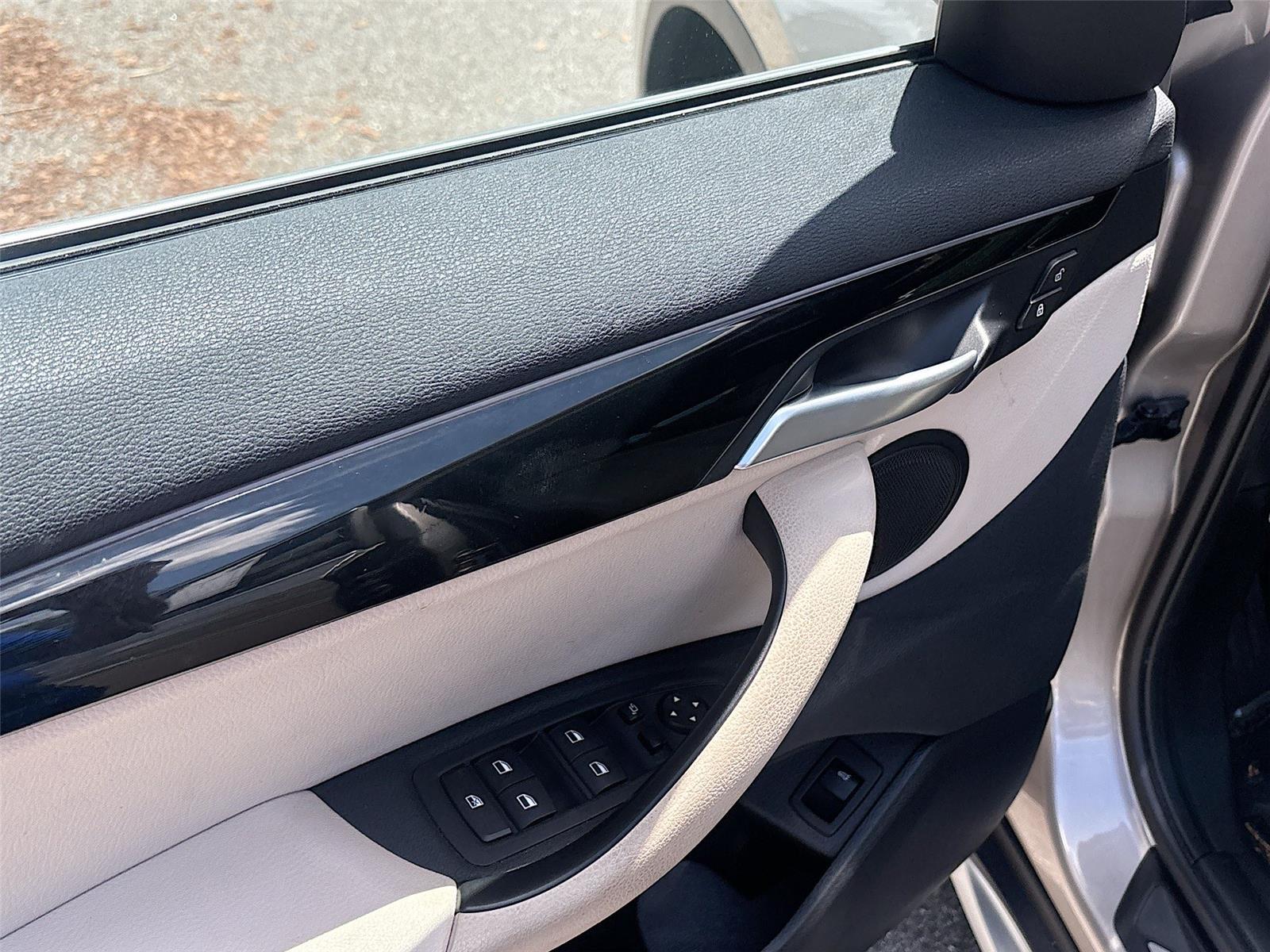 2022 BMW X1 xDrive28i