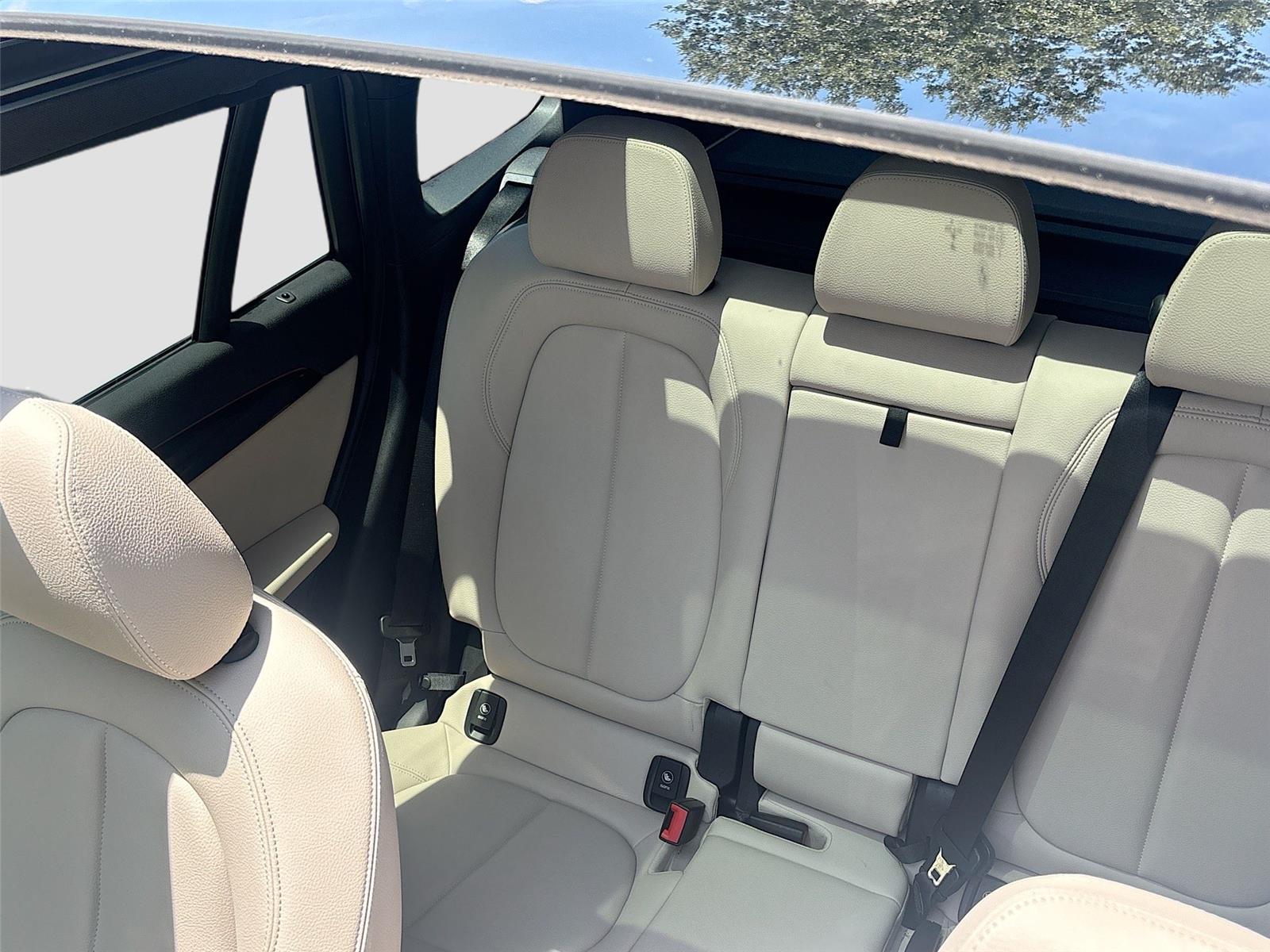 2022 BMW X1 xDrive28i