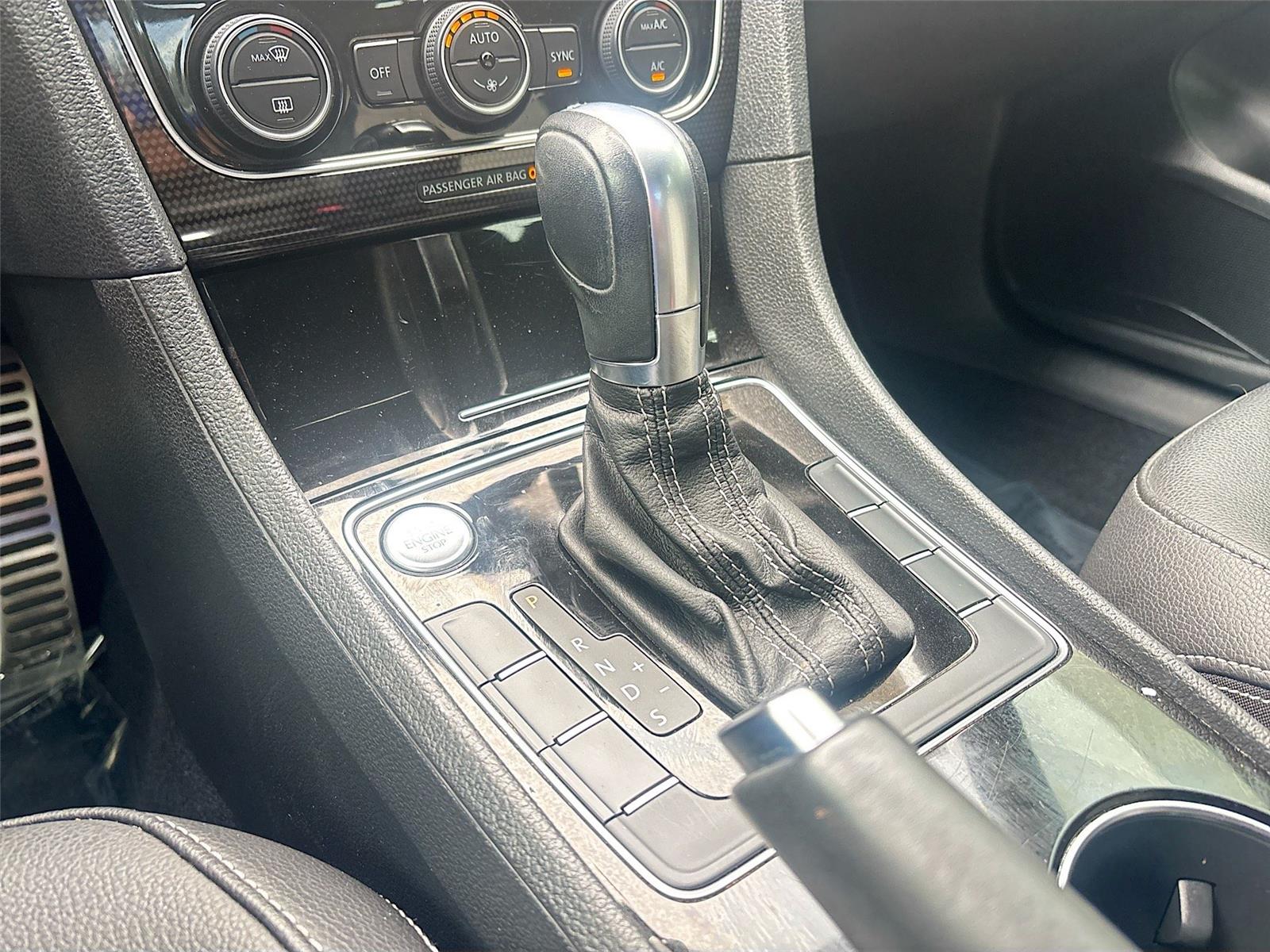 2018 Volkswagen Passat V6 GT