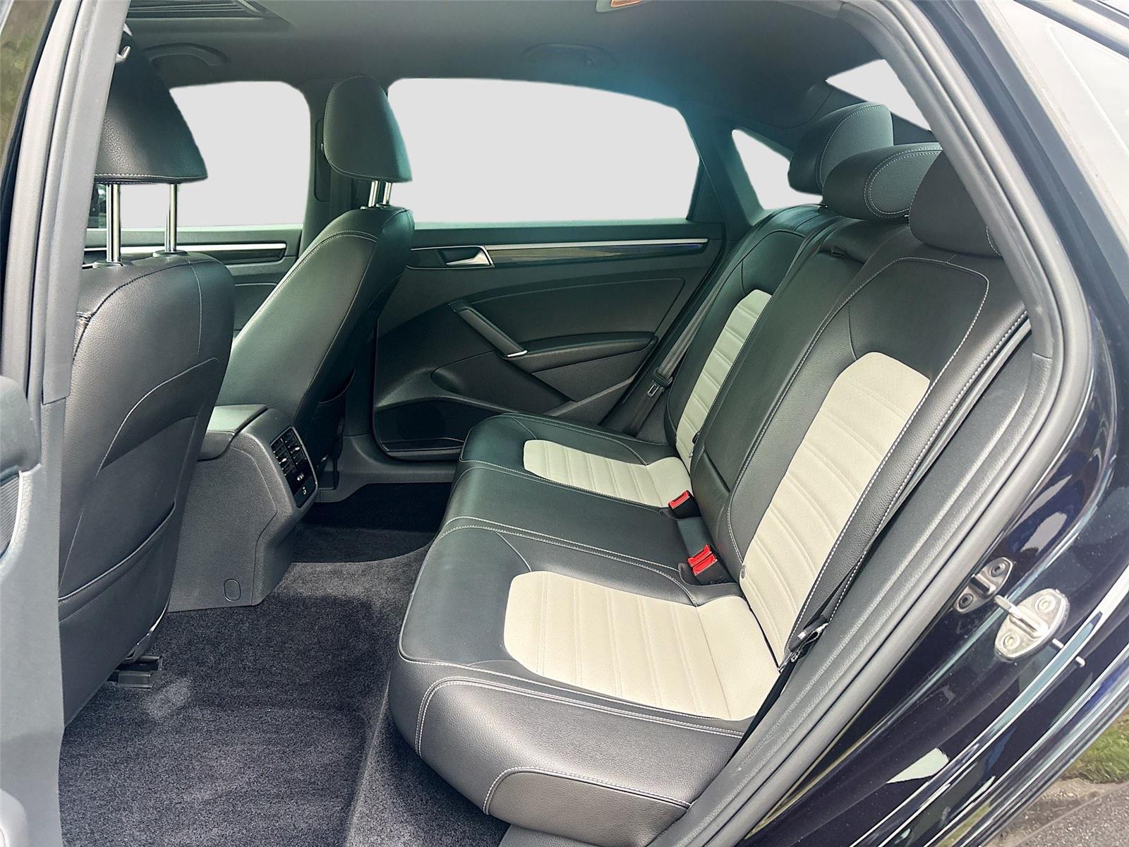2018 Volkswagen Passat V6 GT