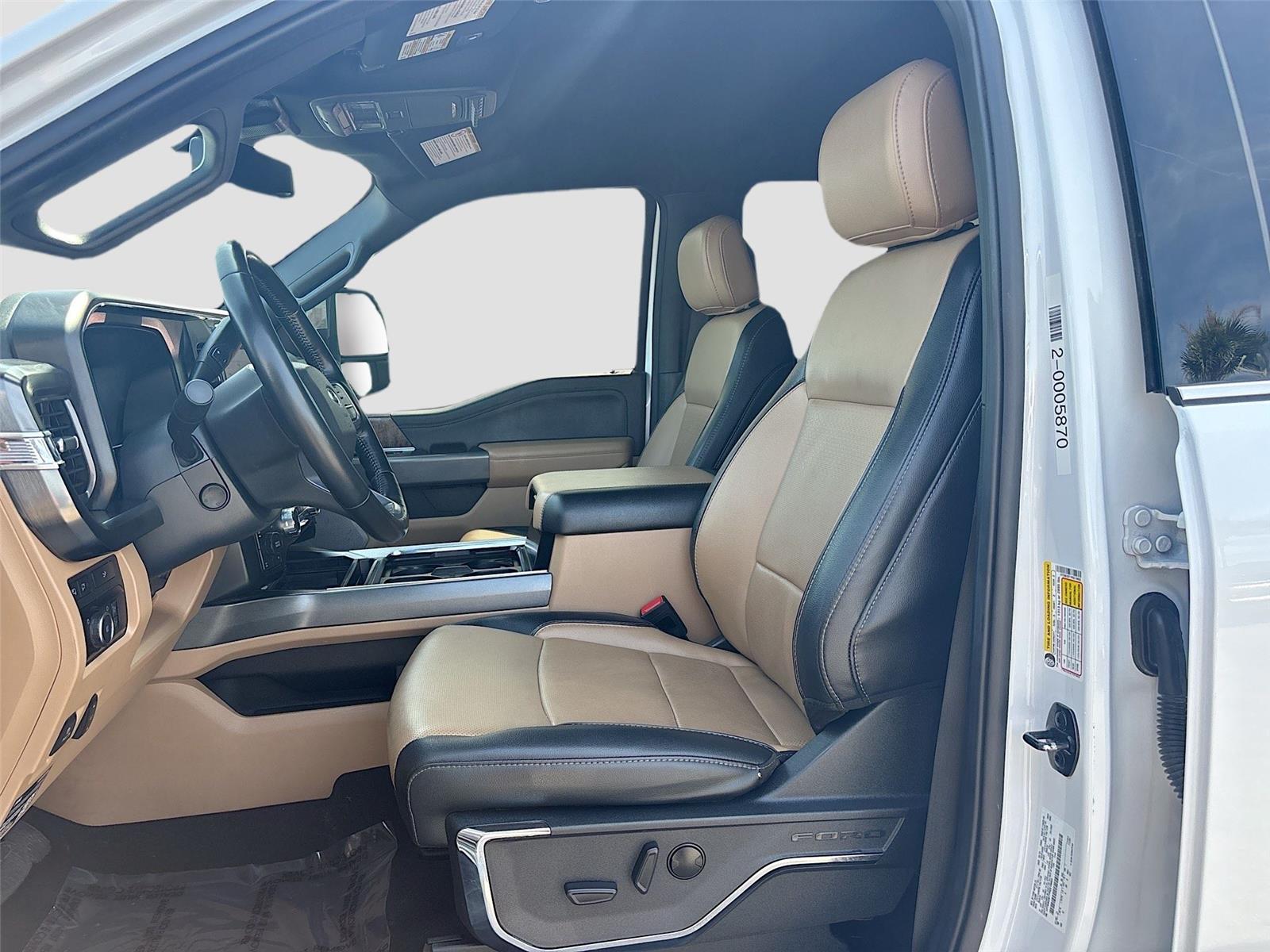2023 Ford Super Duty F-250 SRW LARIAT