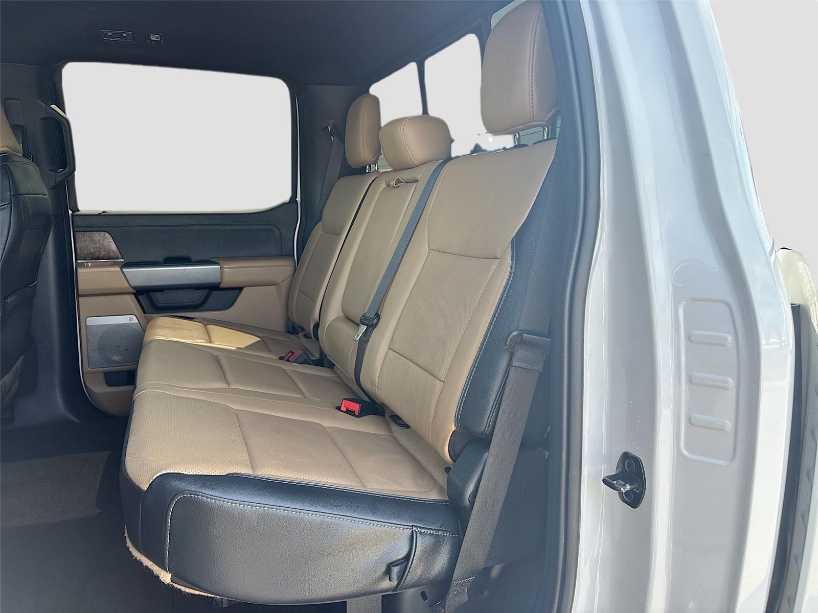 2023 Ford Super Duty F-250 SRW LARIAT