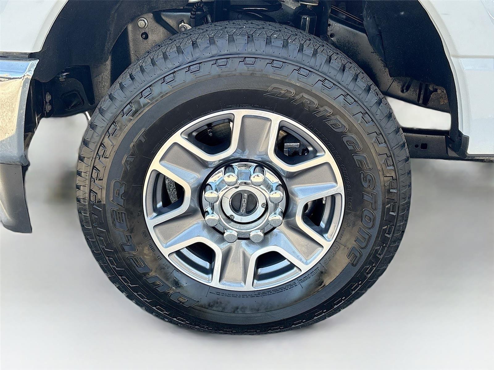 2023 Ford Super Duty F-250 SRW LARIAT