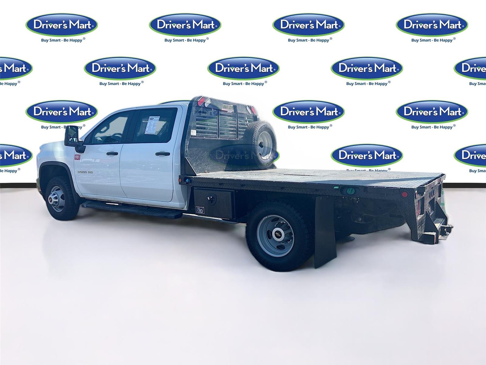 2023 Chevrolet Silverado 3500HD CC Work Truck