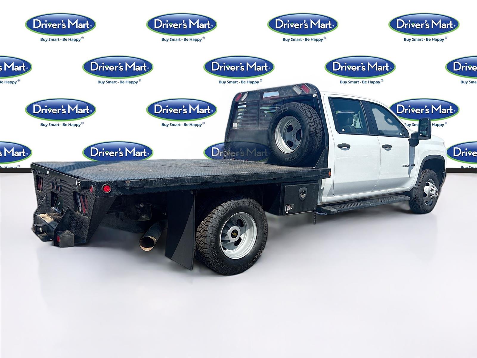 2023 Chevrolet Silverado 3500HD CC Work Truck