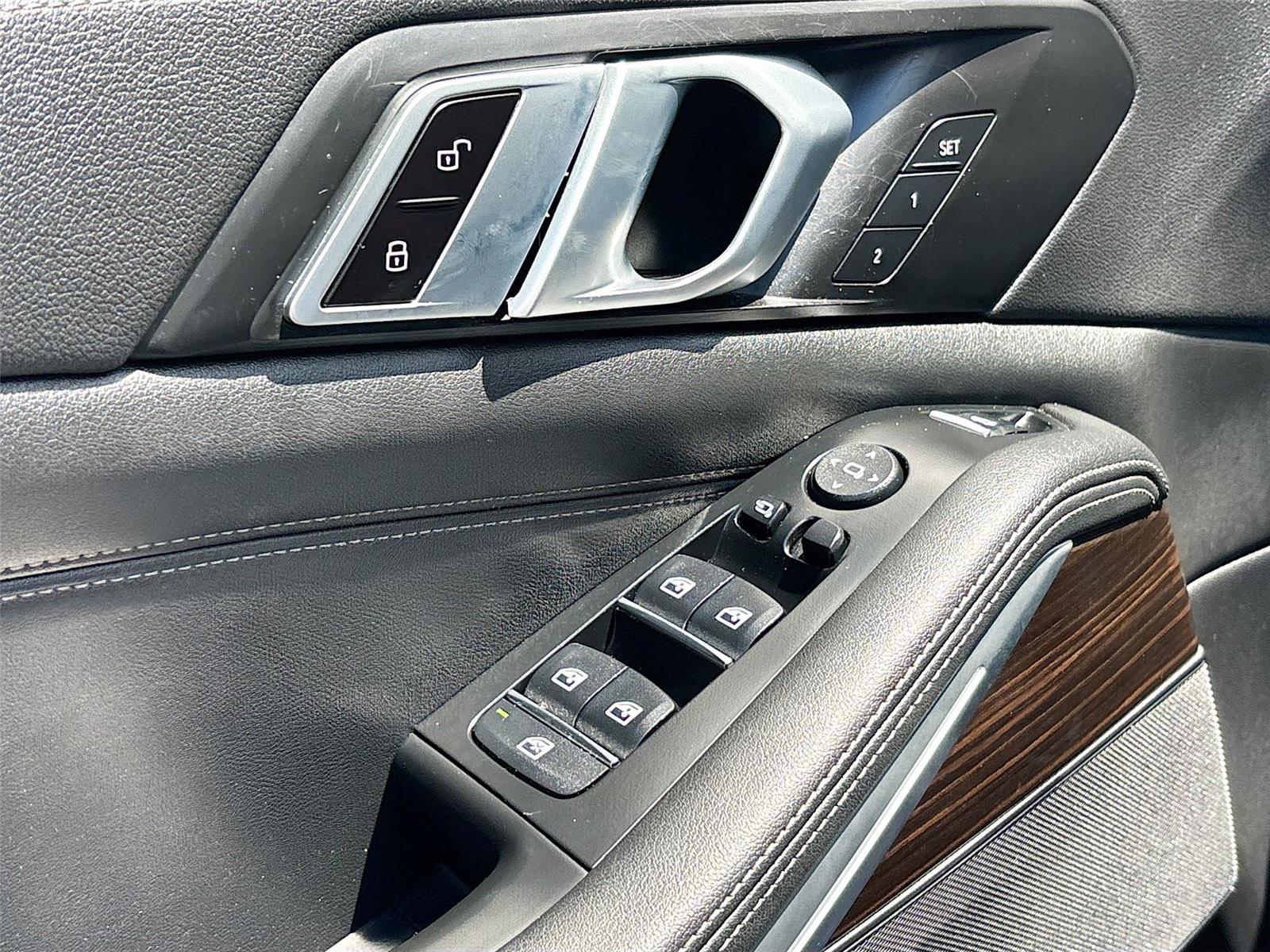 2023 BMW X5 xDrive45e