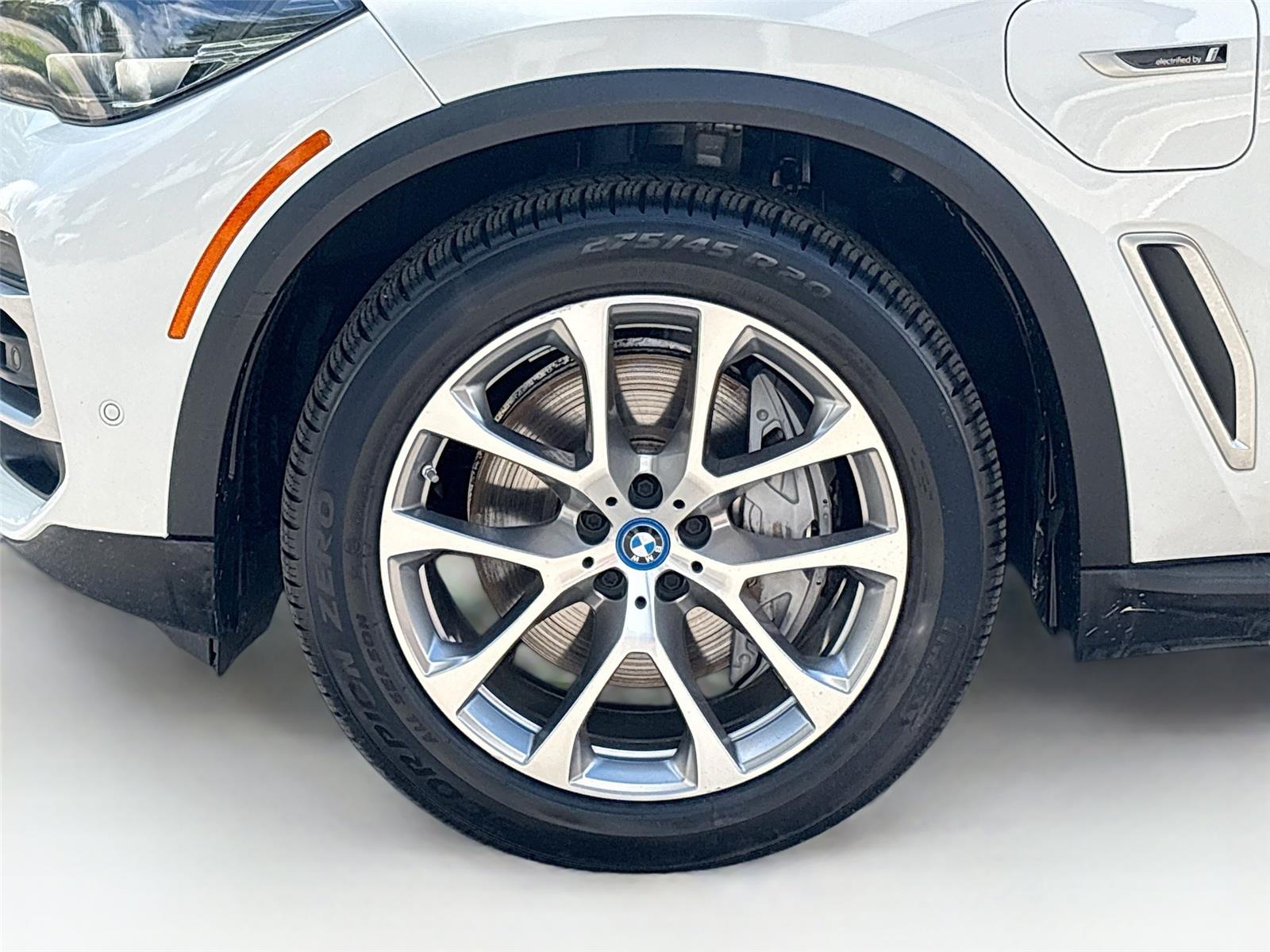 2023 BMW X5 xDrive45e