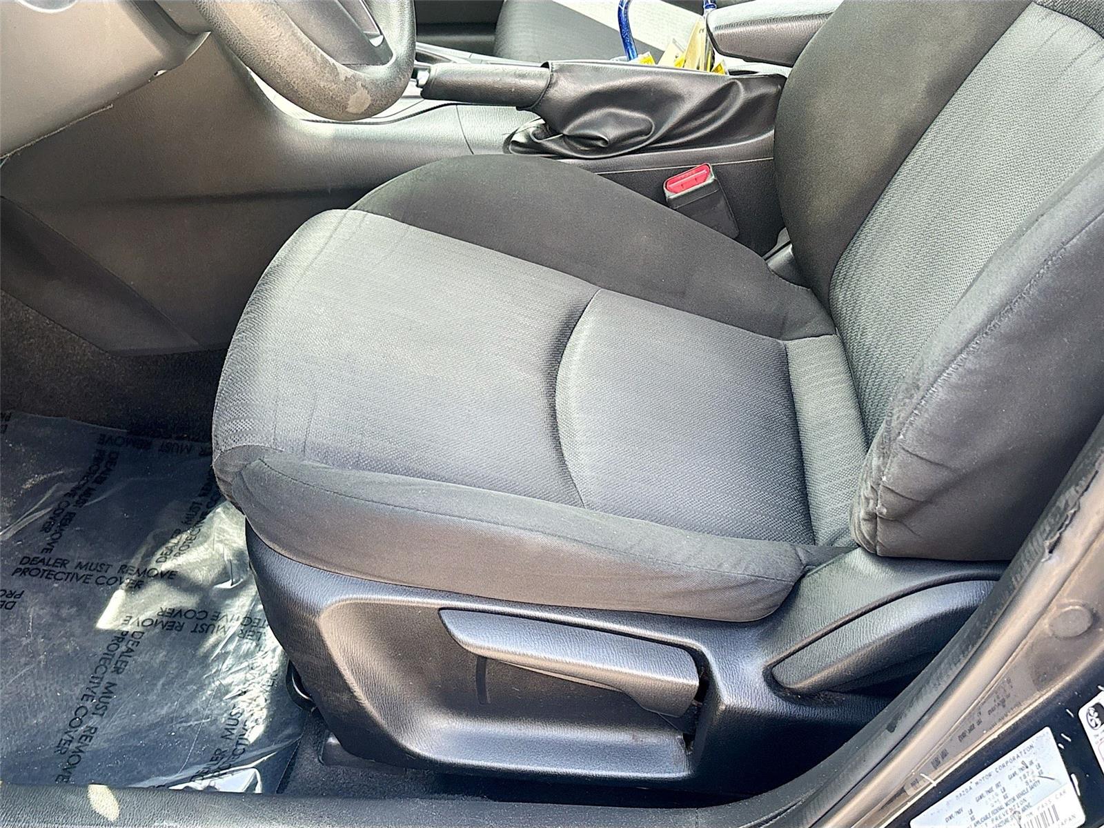 2014 Mazda Mazda3 i Sport
