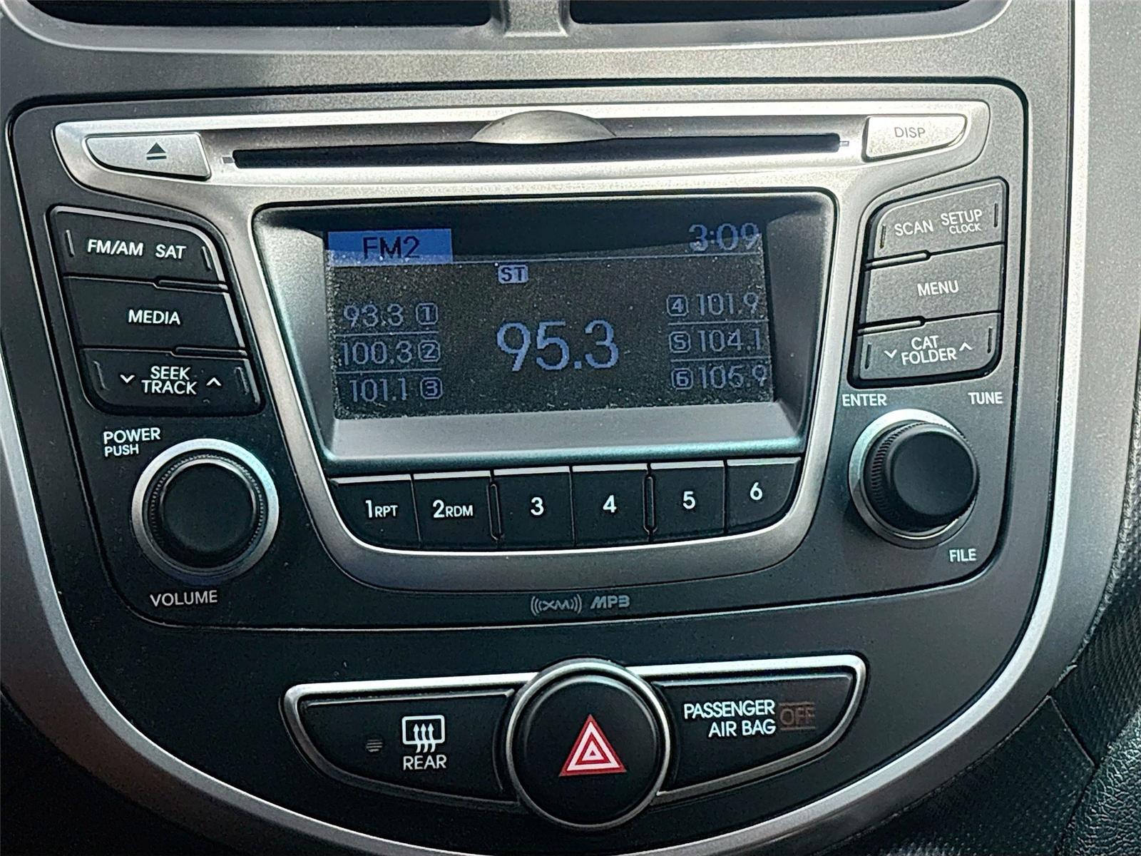 2016 Hyundai Accent SE