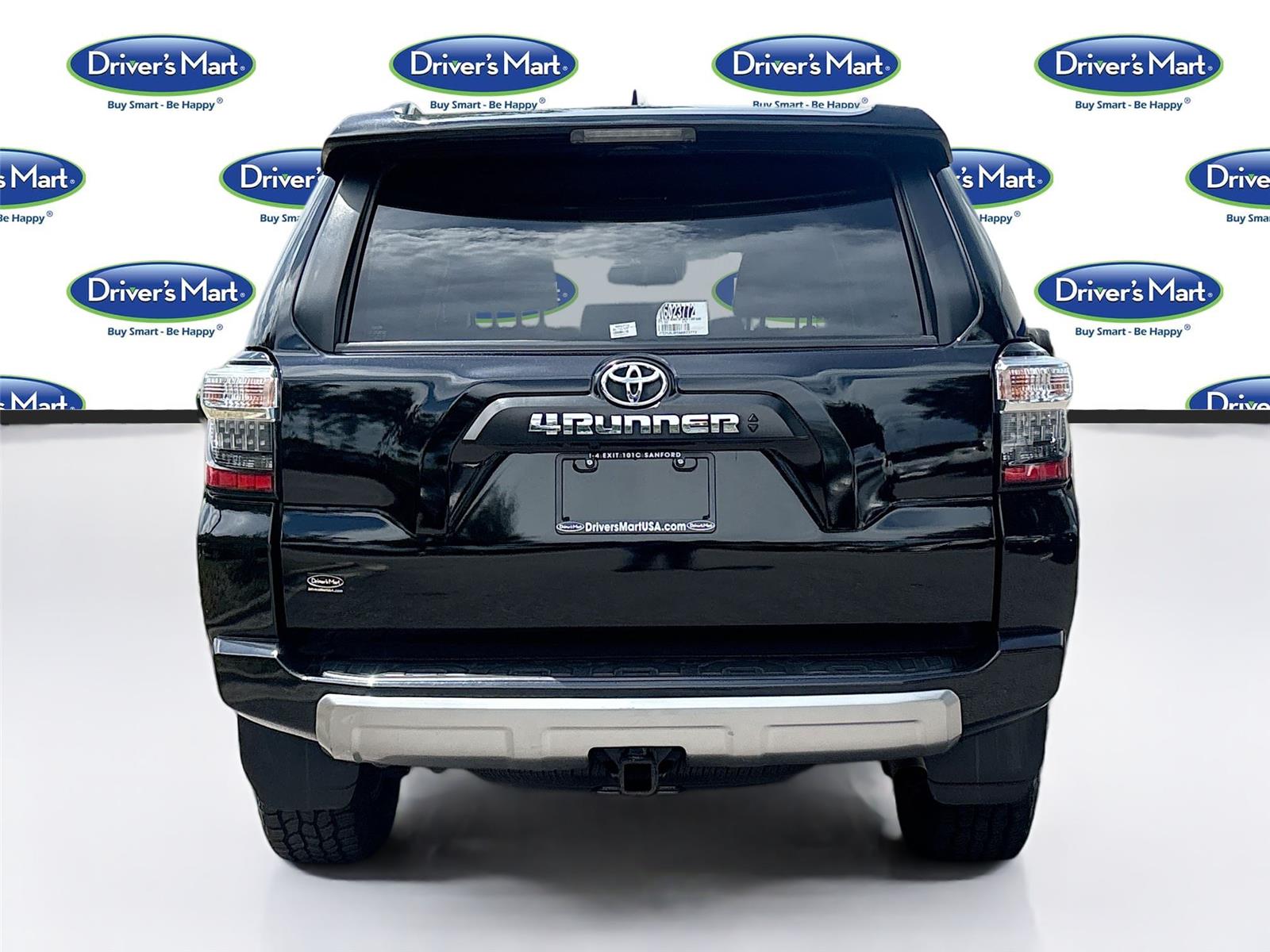 2022 Toyota 4Runner TRD Off Road